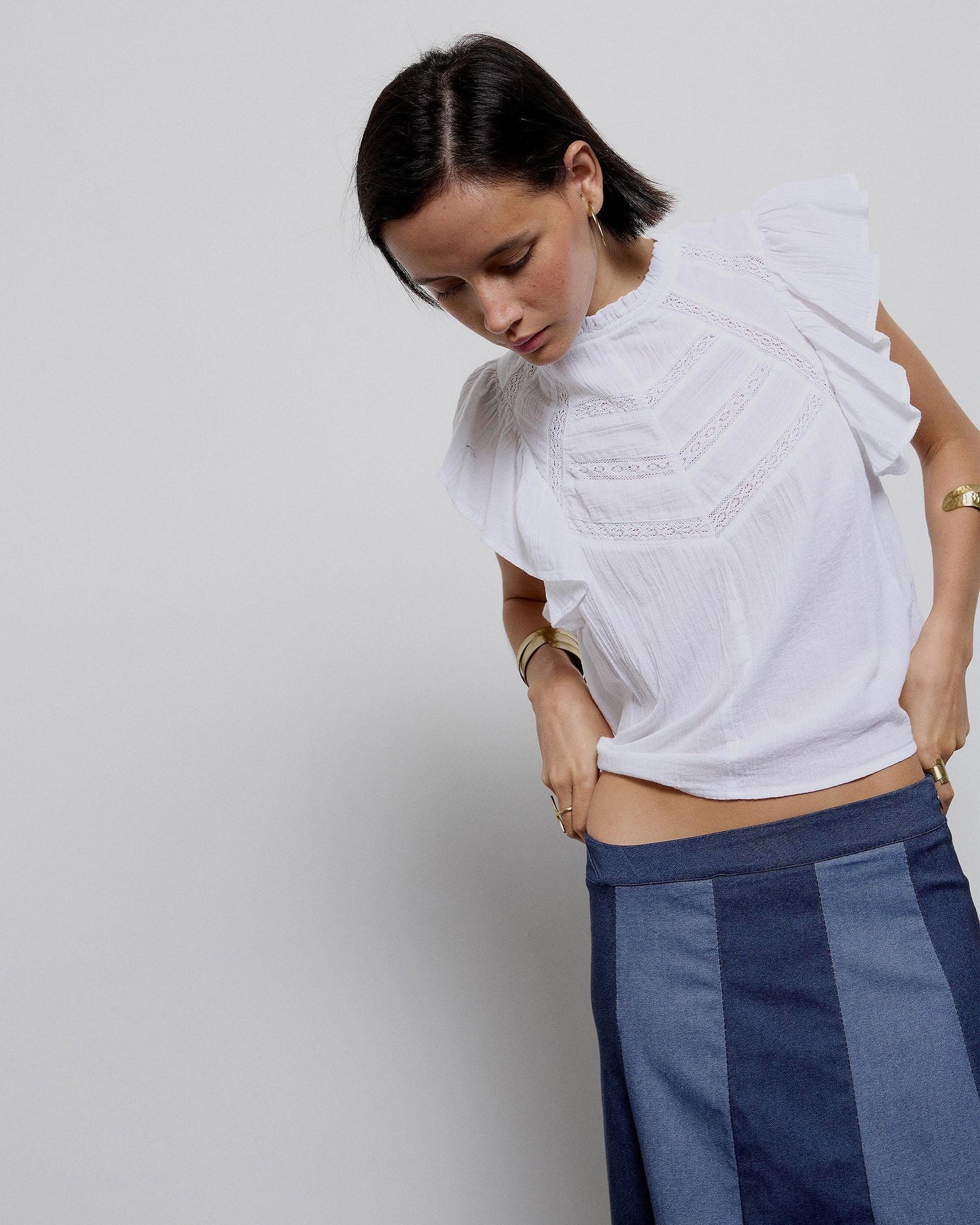 Blouse Short Sleeve Ruffles Lace White