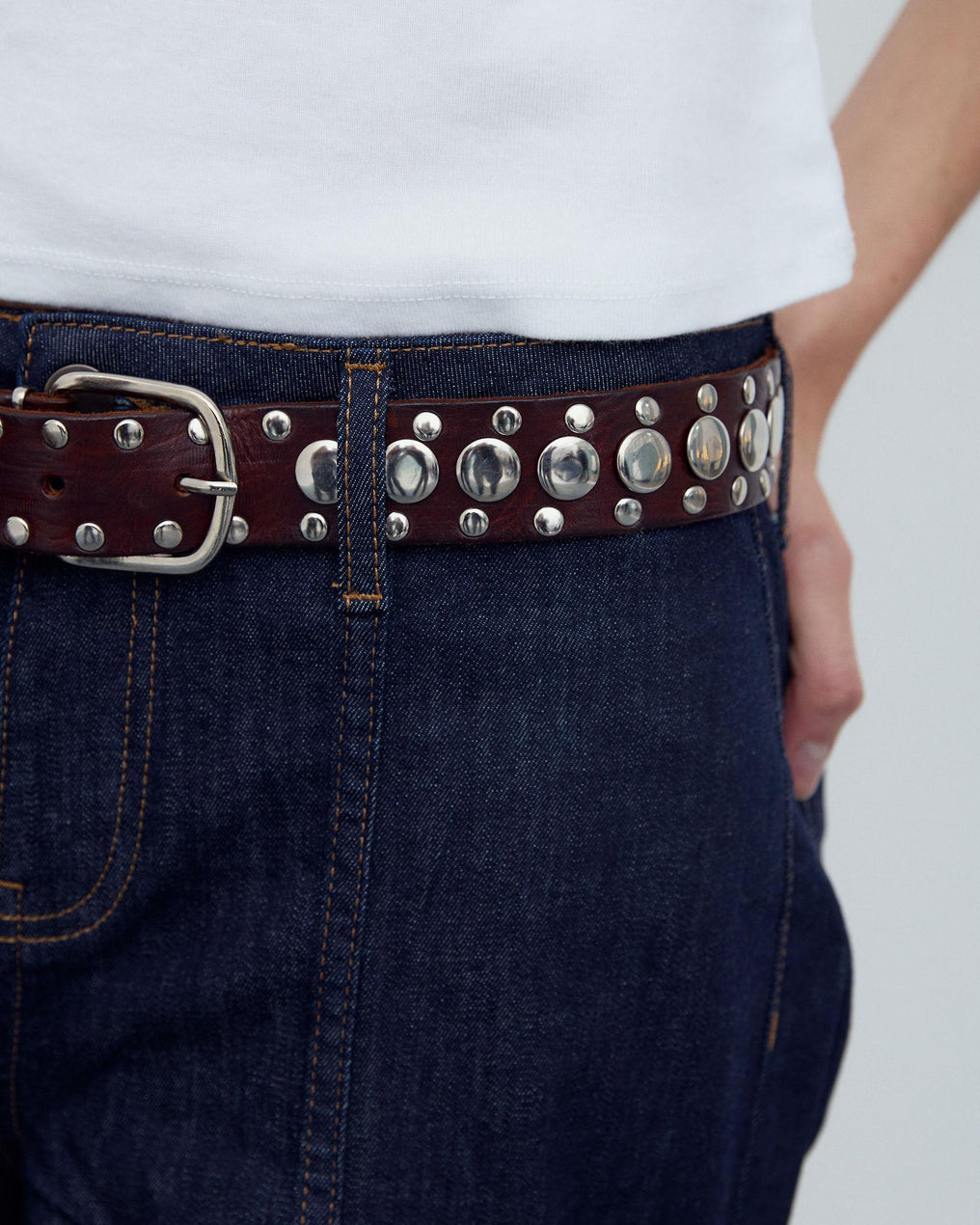 Cinturón Piel Tachuelas Dobles Marrón