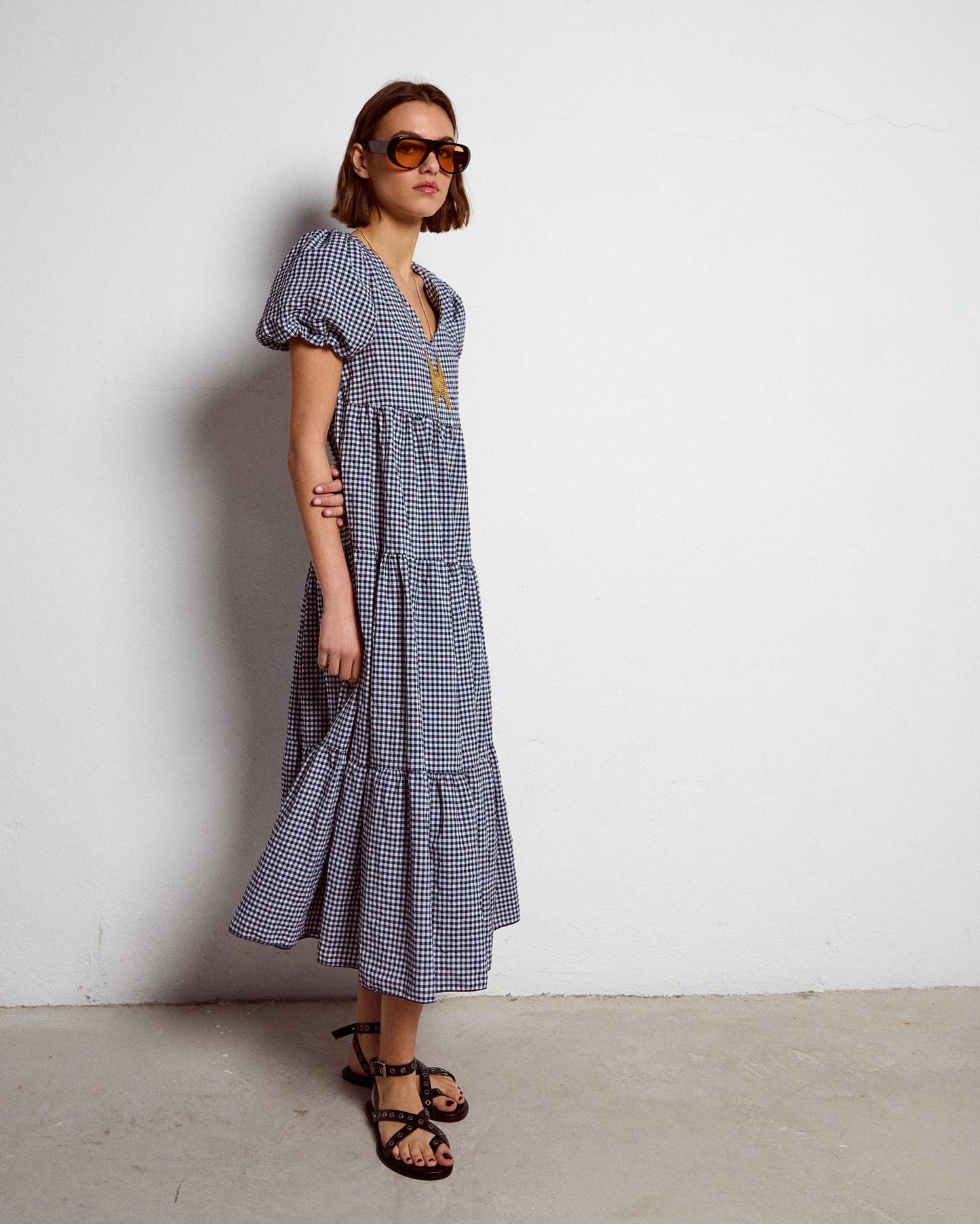 Vestido Largo Cortes Azul Marino