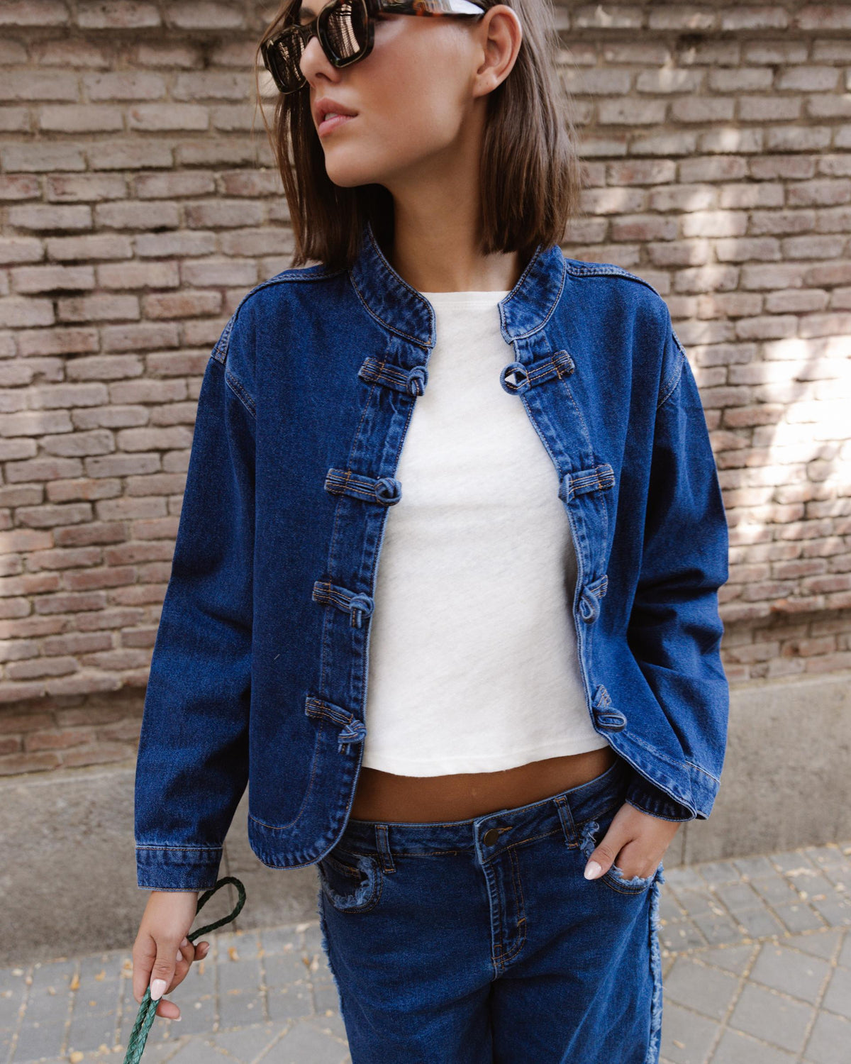 Blouson en Denim Bleu à Brandebourgs