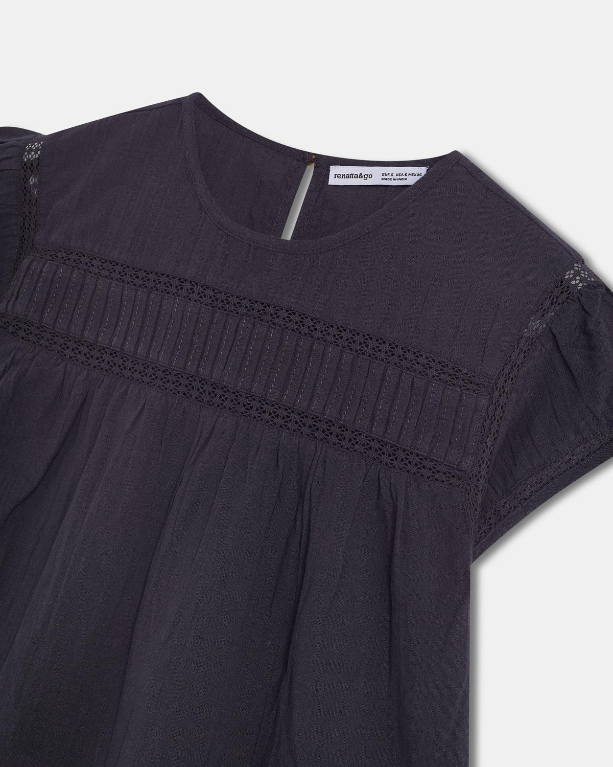 Blusa Antracite de Manga Curta com Renda à Frente
