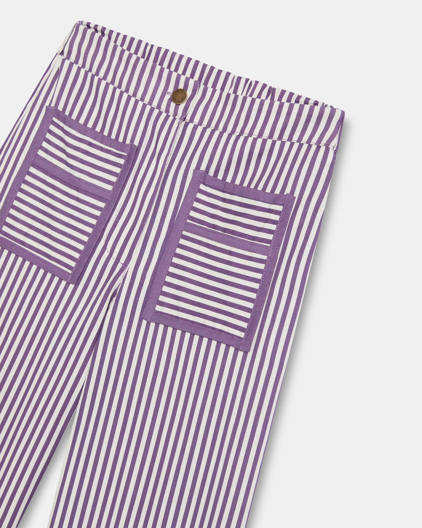 Jeans Riscas Bolsos Contraste Roxo