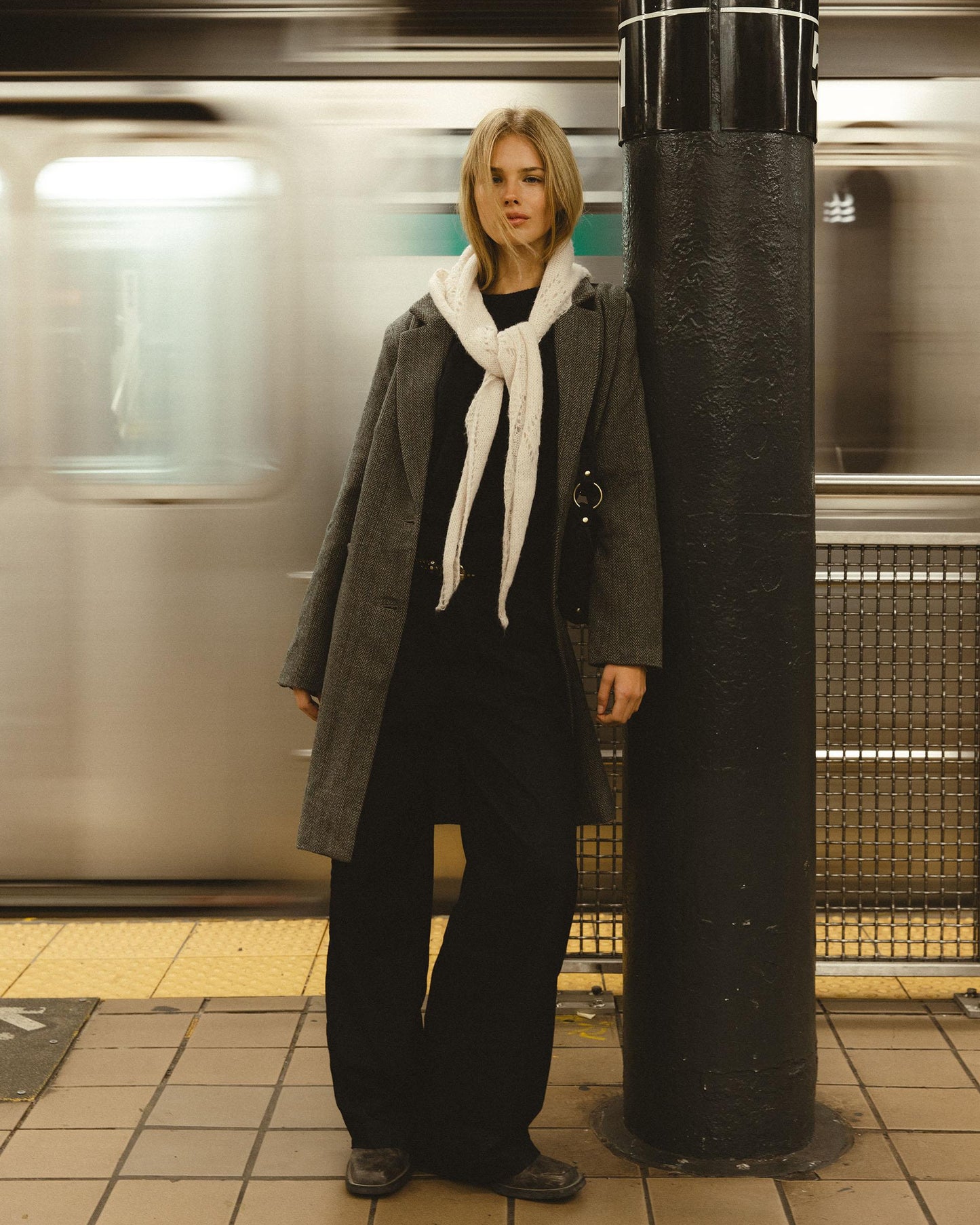 Abrigo Bordado Espalda Mezcla Lana Petróleo