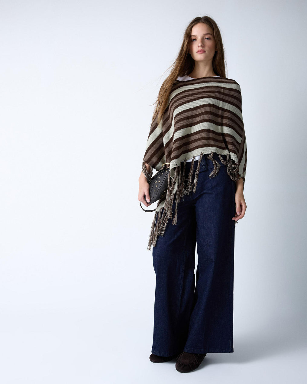 Poncho Rayas Flecos Marrón