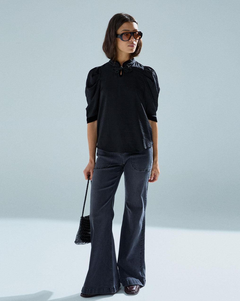Blusa Alamar Detalle Terciopelo Negro
