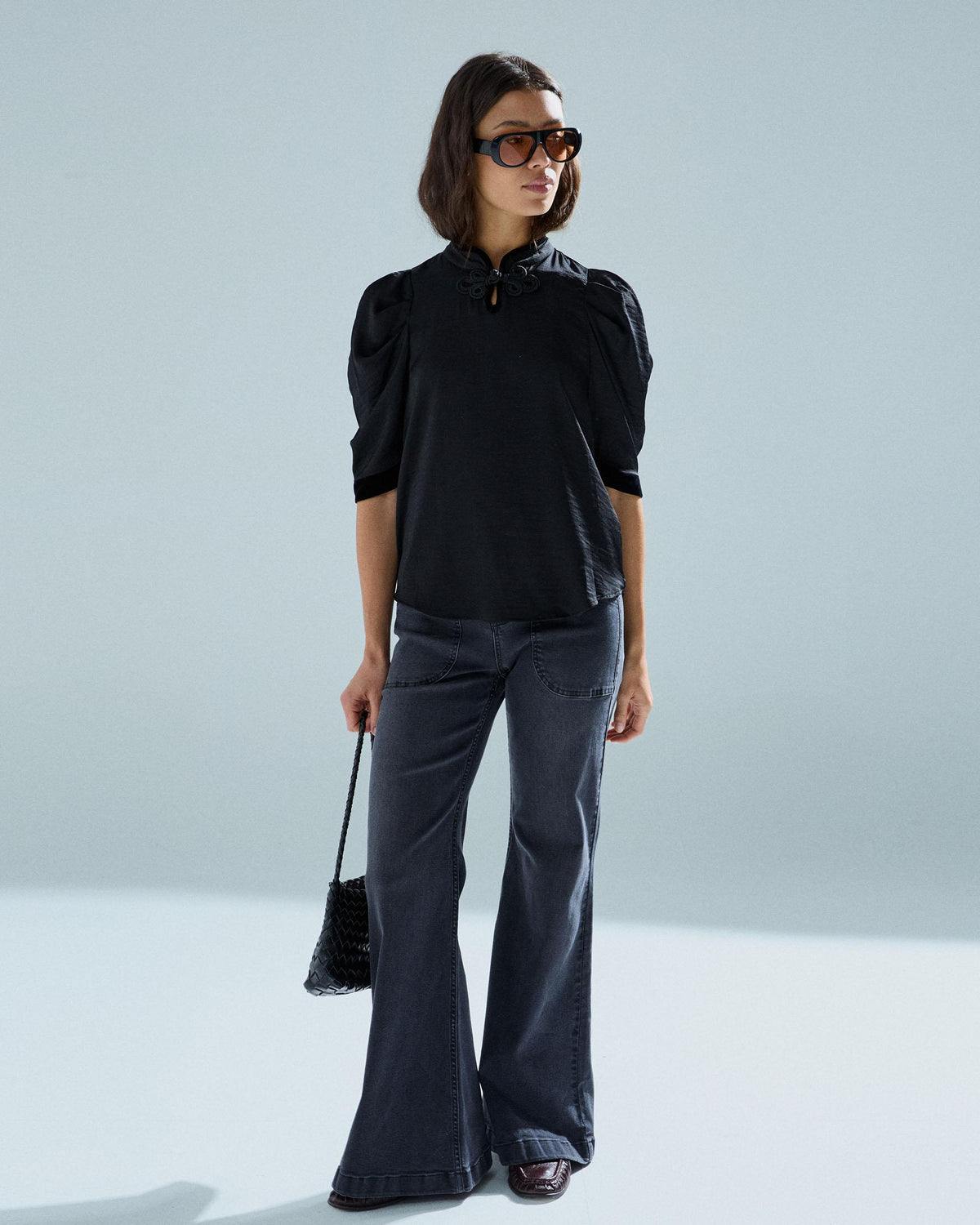 Blusa Alamar Detalle Terciopelo Negro