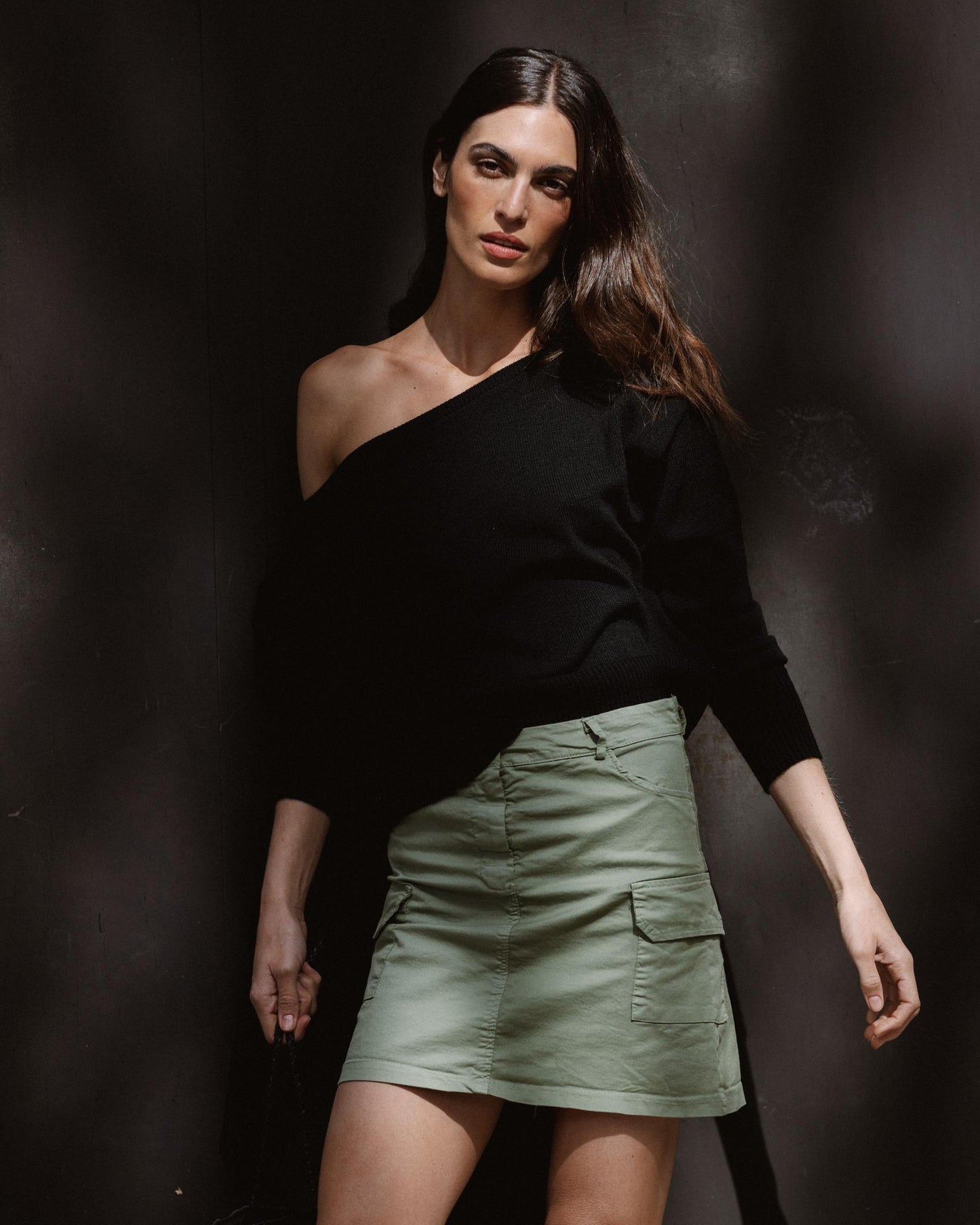 Sweater Gola Assimétrica Preto