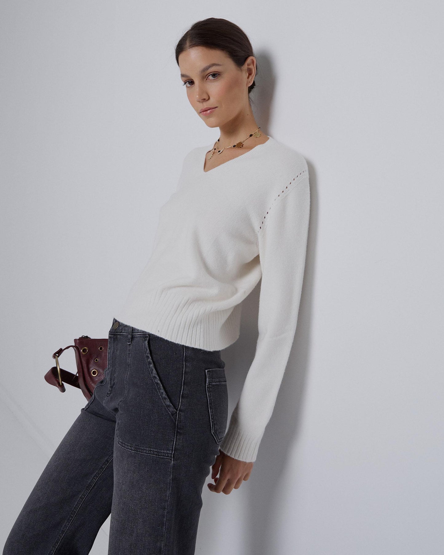 Jersey Cuello Pico Blanco