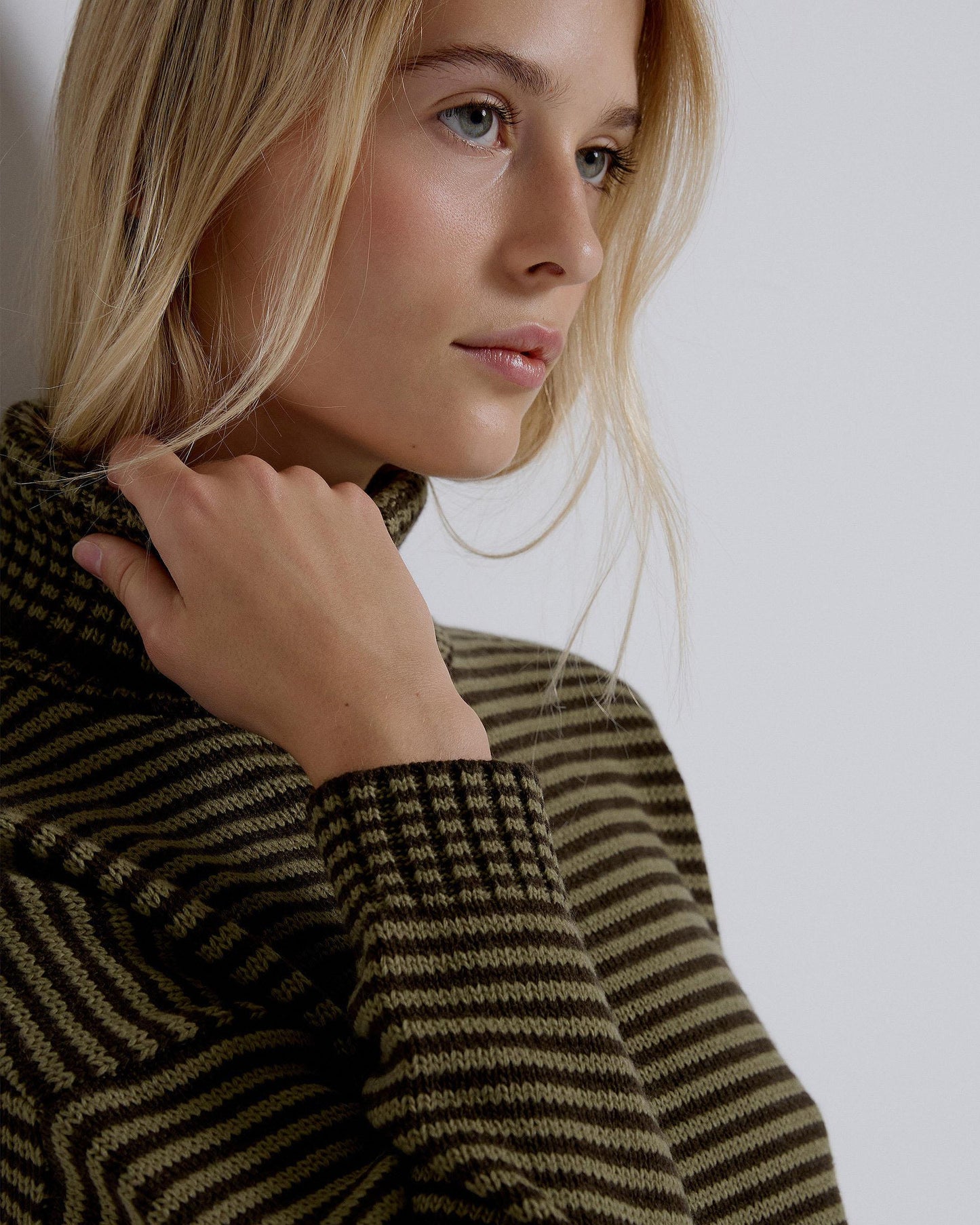 Jersey Cuello Alto Rayas Verde