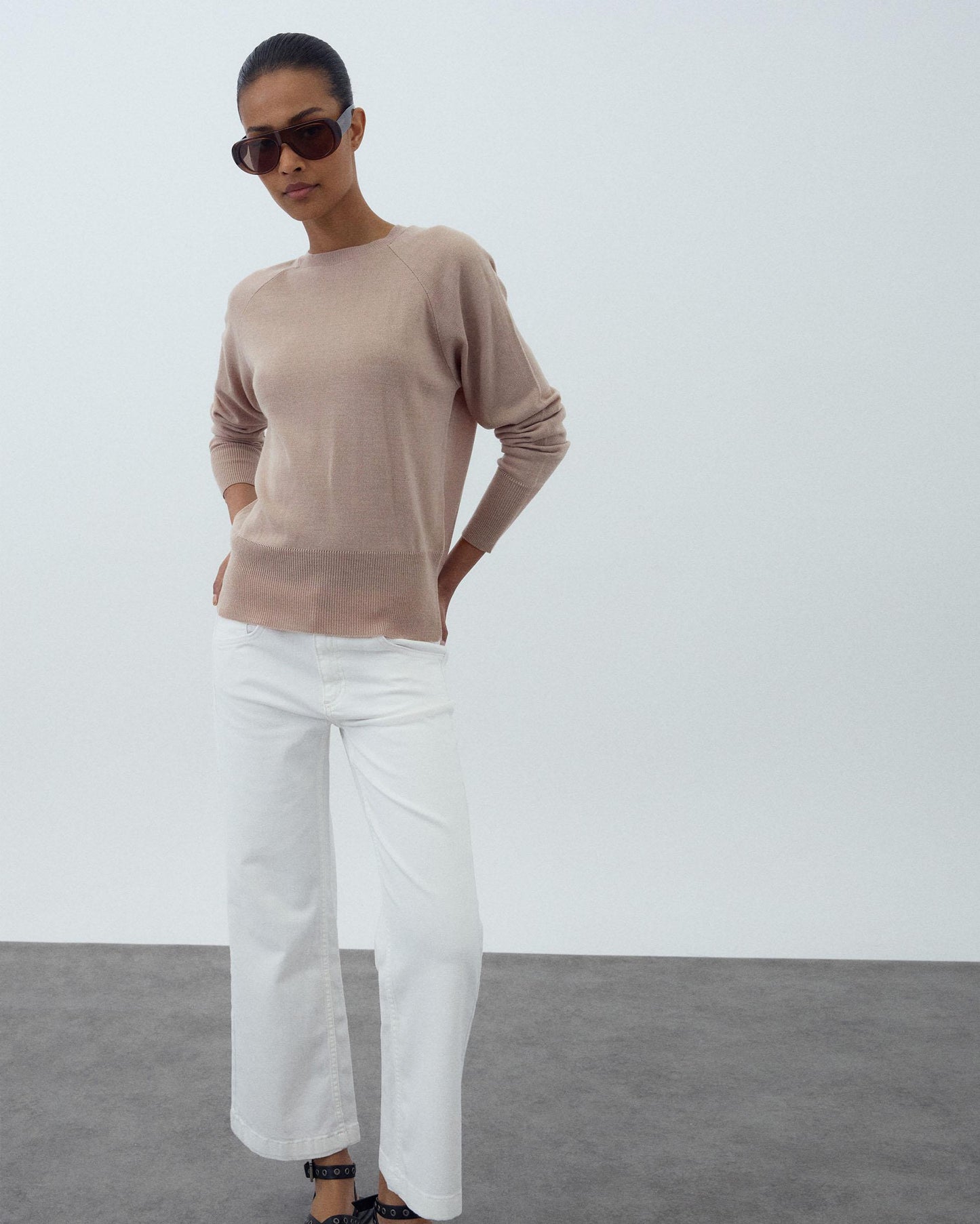 White Floral Embroidered Jeans