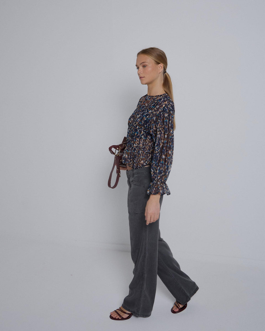 Pantalón Tencel Bolsillos Gris