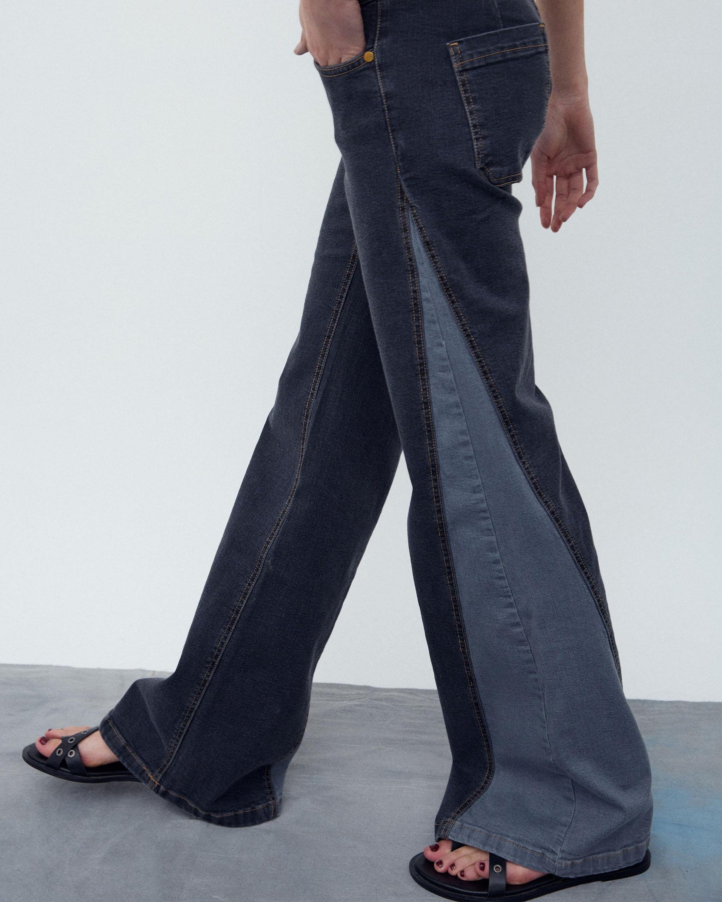 Jeans Cunhas Lateral Preto
