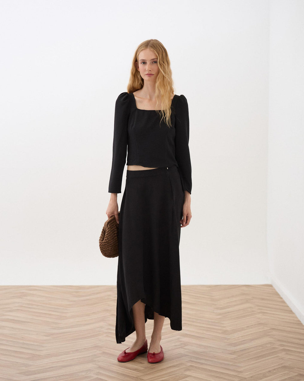 Blusa Decote Quadrado Preta