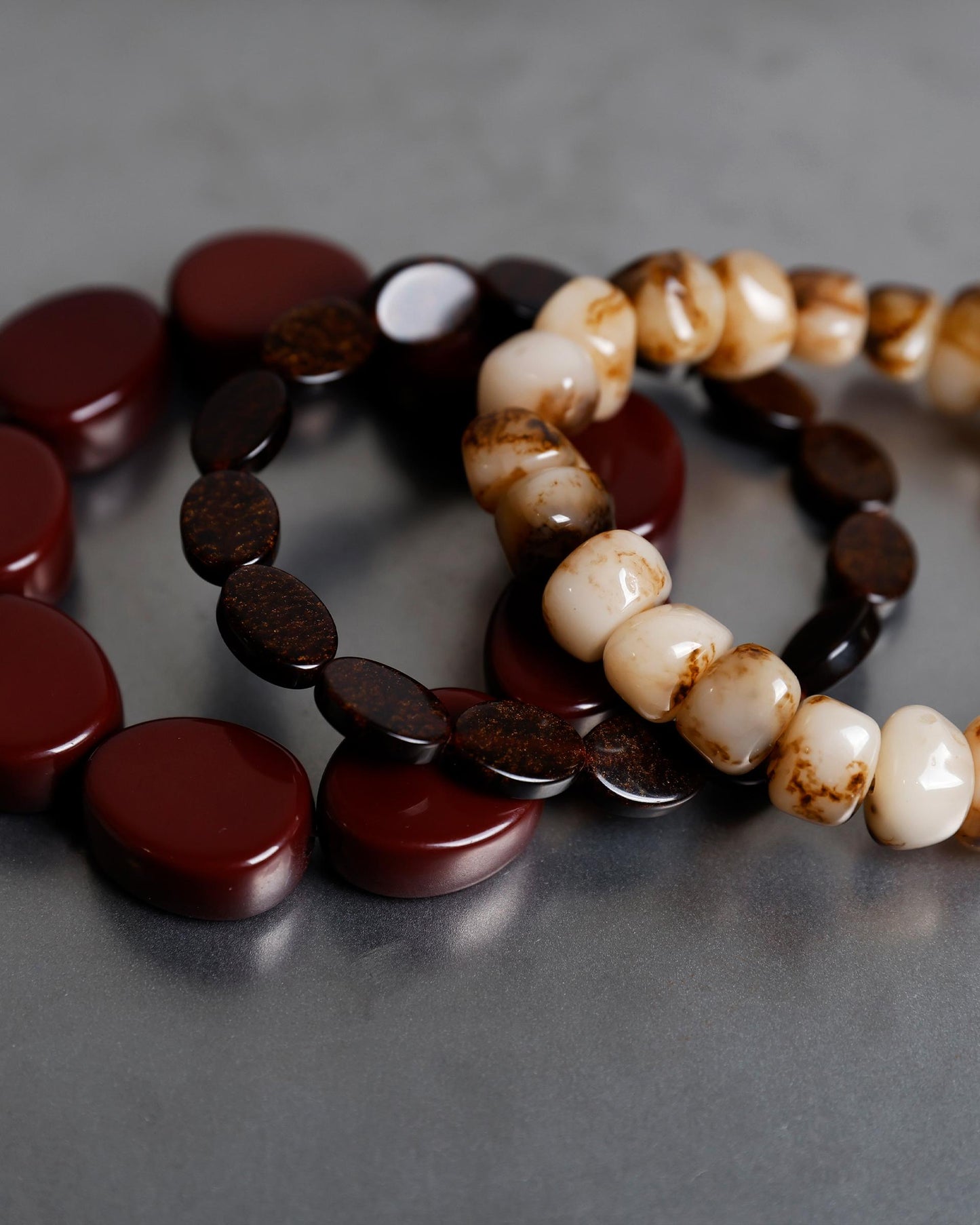 Pack Pulseras Bolitas Granate