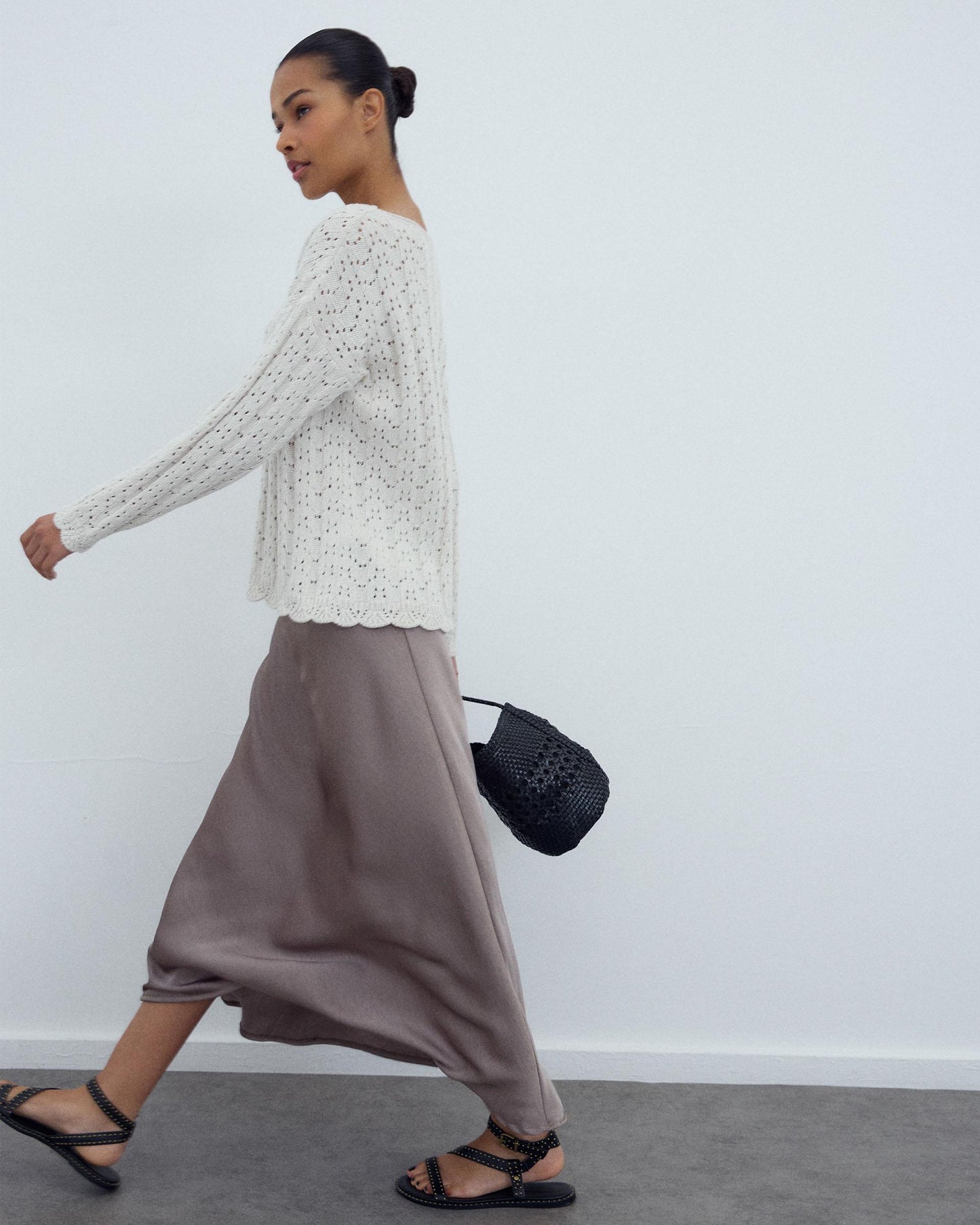 Sweater Perfurada Cru