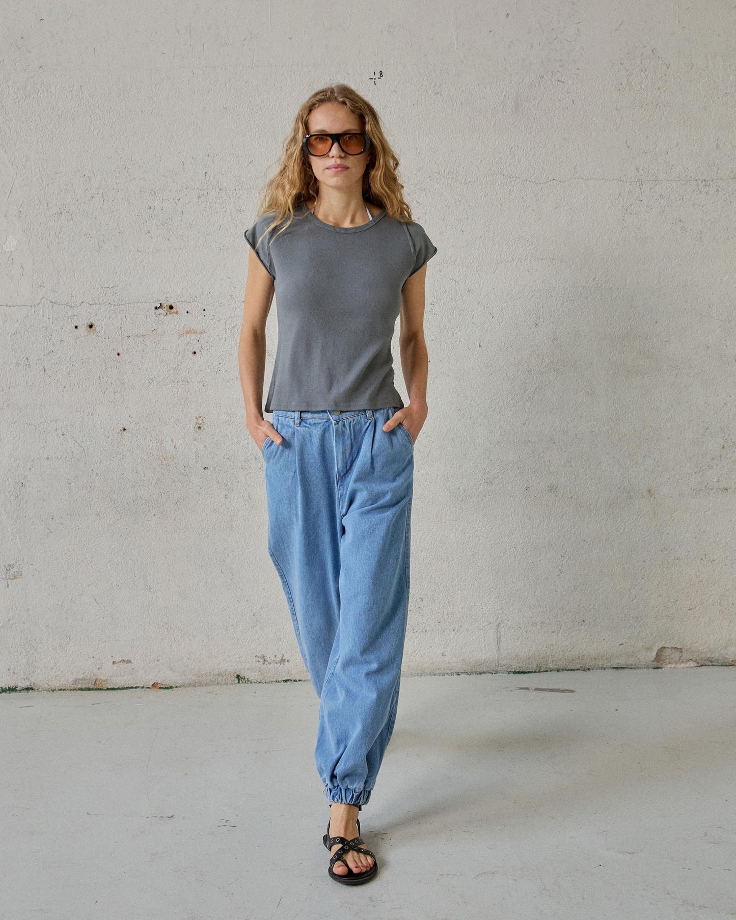 Jeans Bombacho Pregas Azul