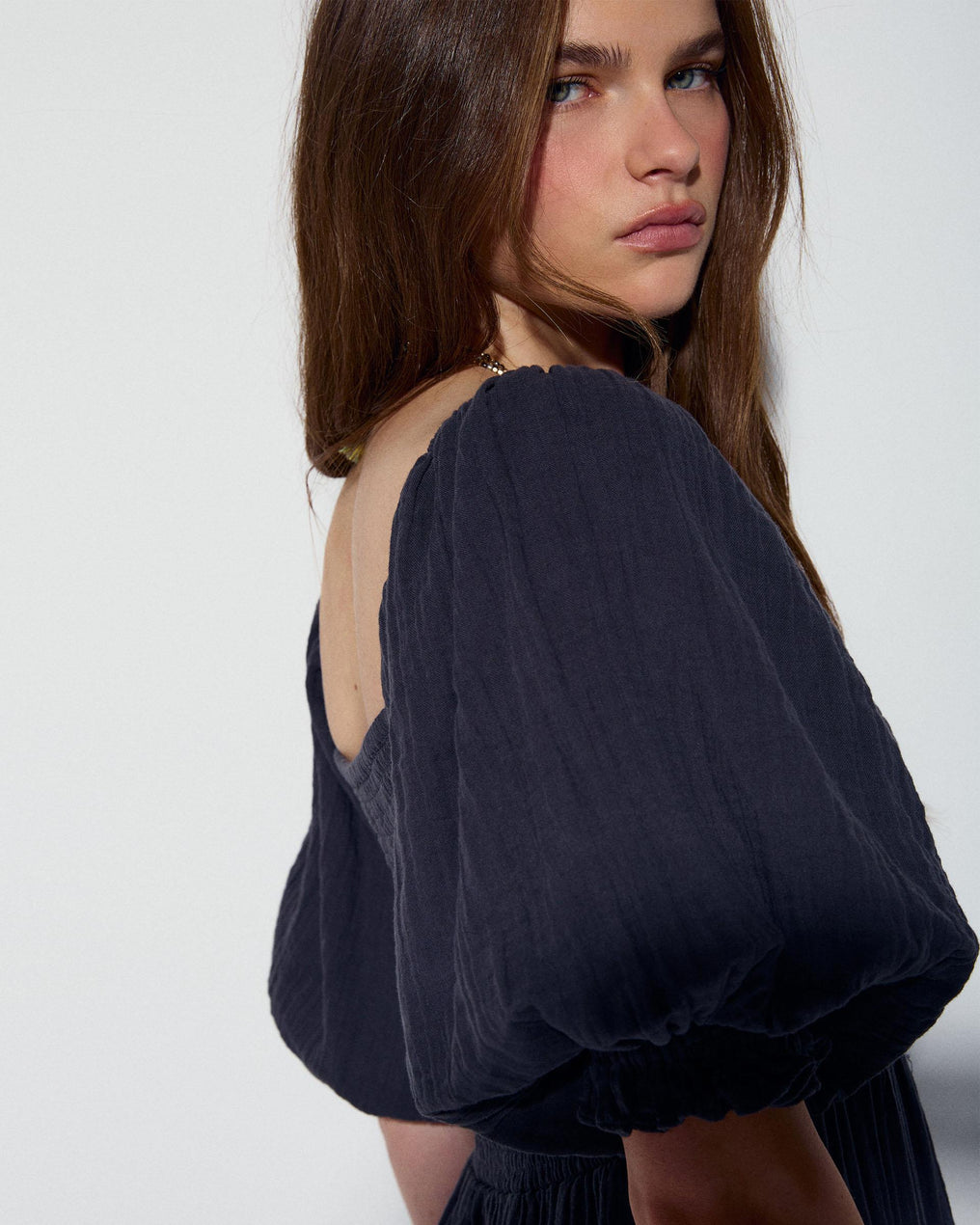 Vestido de Ninho de Abelha com Manga Abulonada Antracite