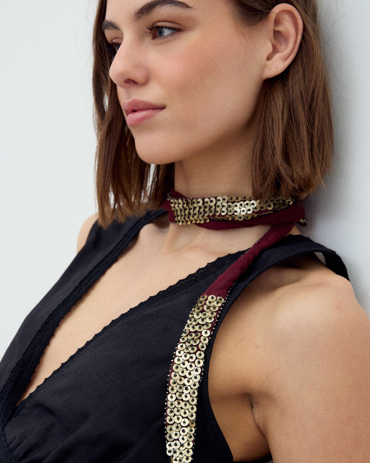 Collar Organza Lentejuelas Granate