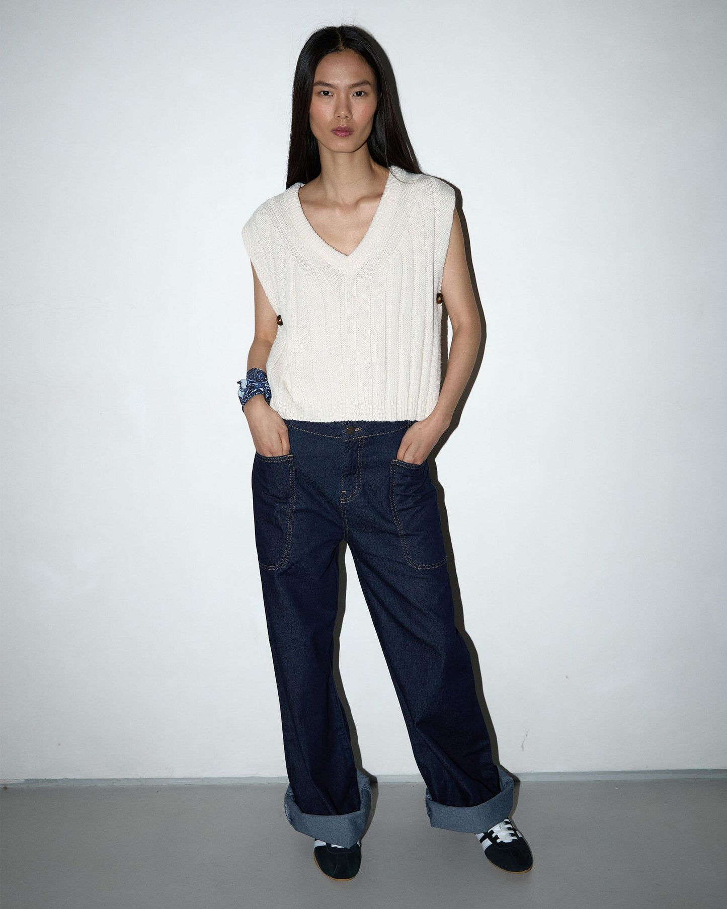 Raw V-Neck Knit Vest