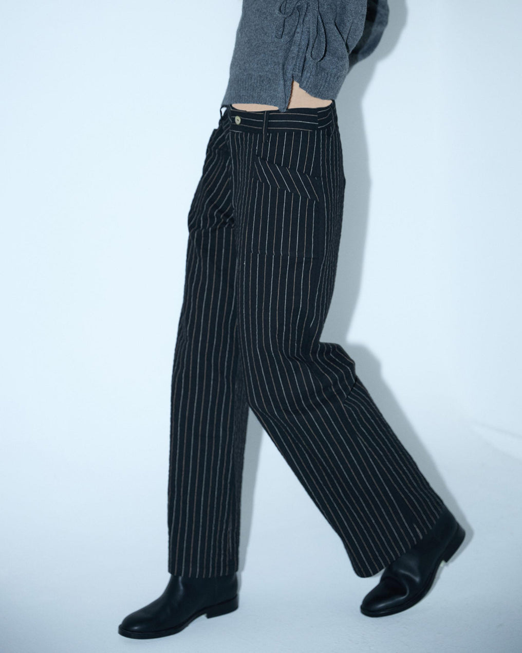 Pantalón Bolsillos Raya Diplomática Negro