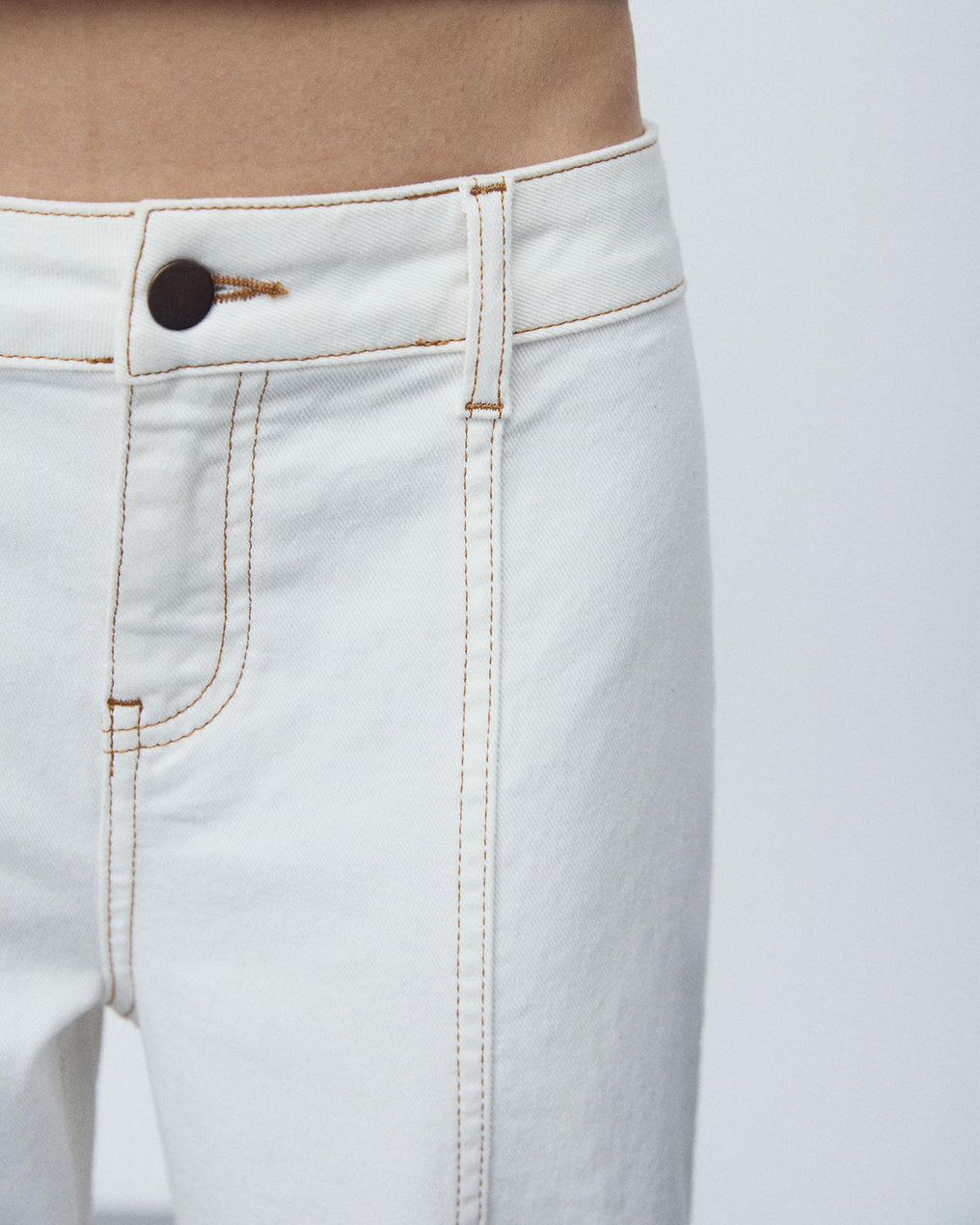Jeans Costura Pespontos Branco