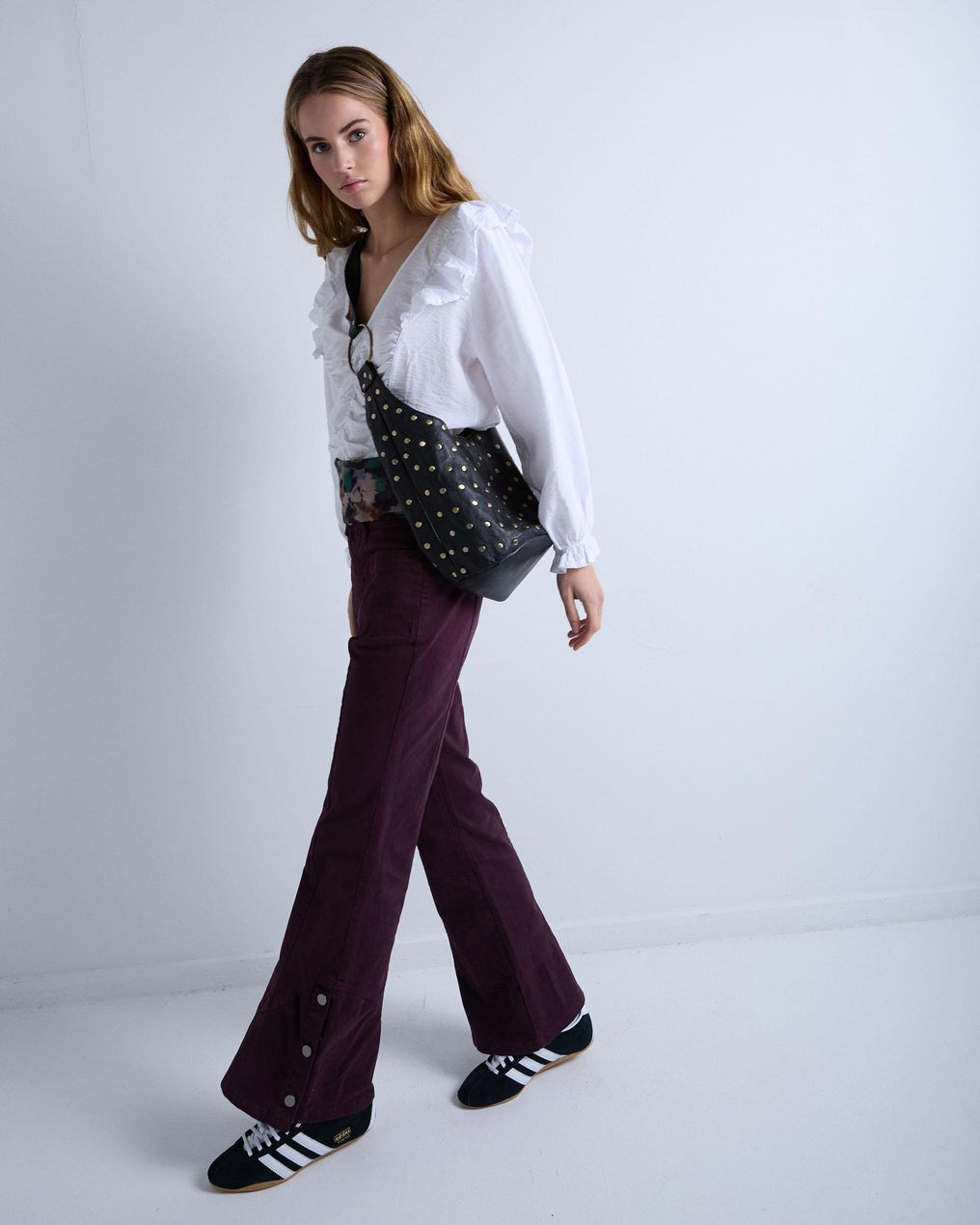 Jeans with Button Stitching and Burgundy Hem