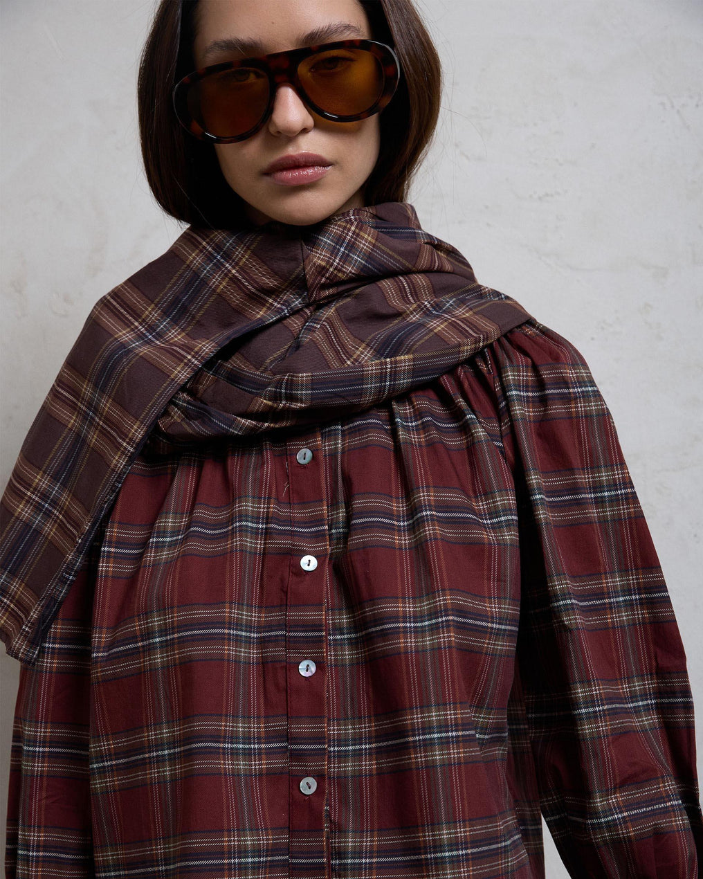 Blusa Nido De Abeja Cuello Cuadros Granate