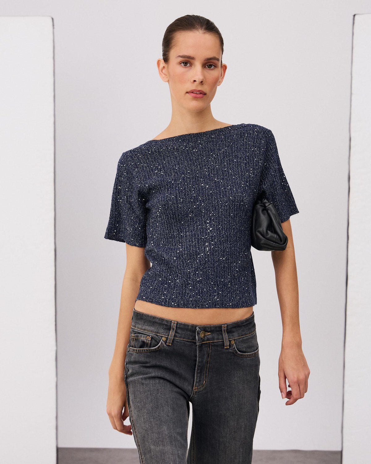 Top Bleu Marine à Manches Courtes et Sequins