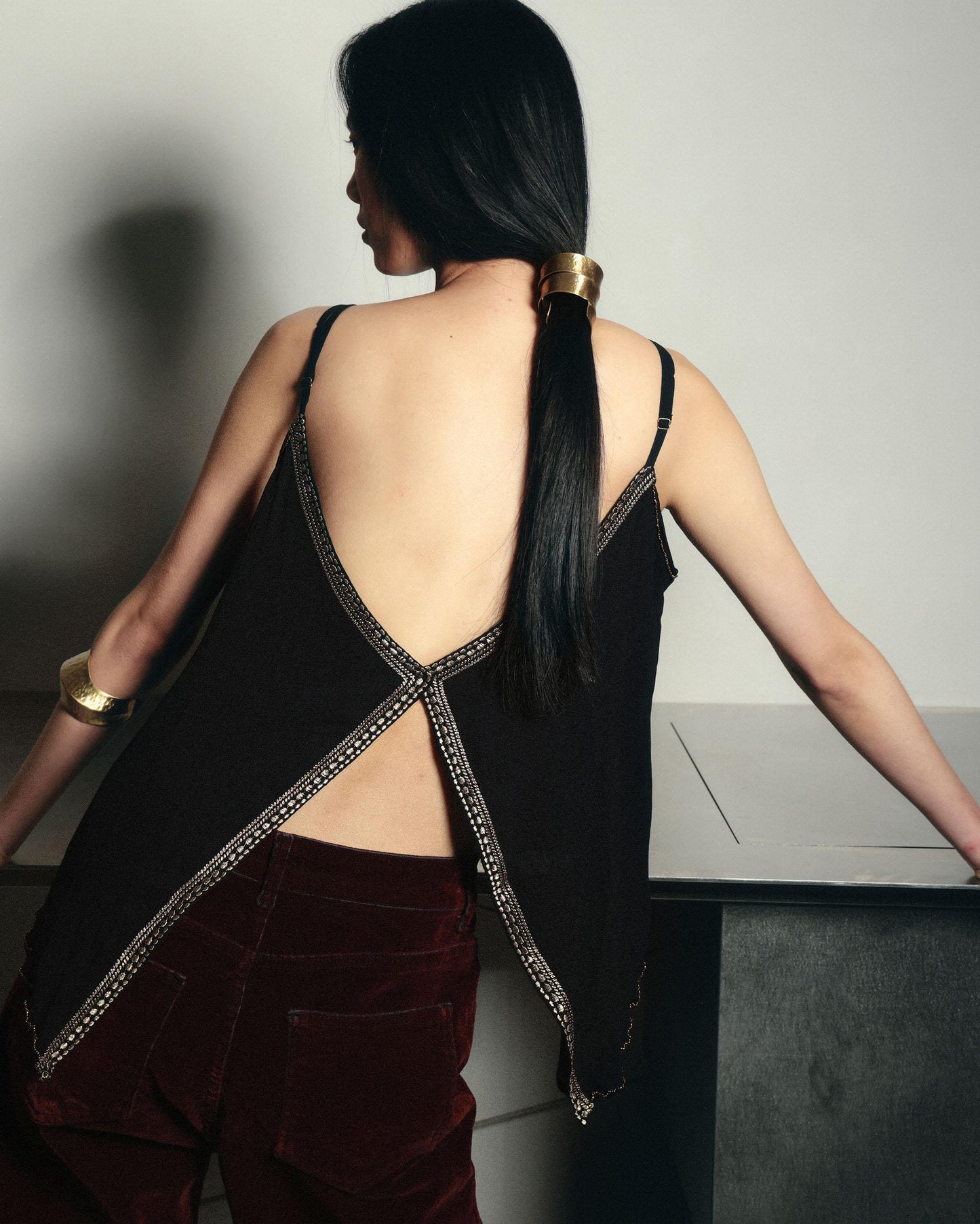 Top Spikes Beads Black