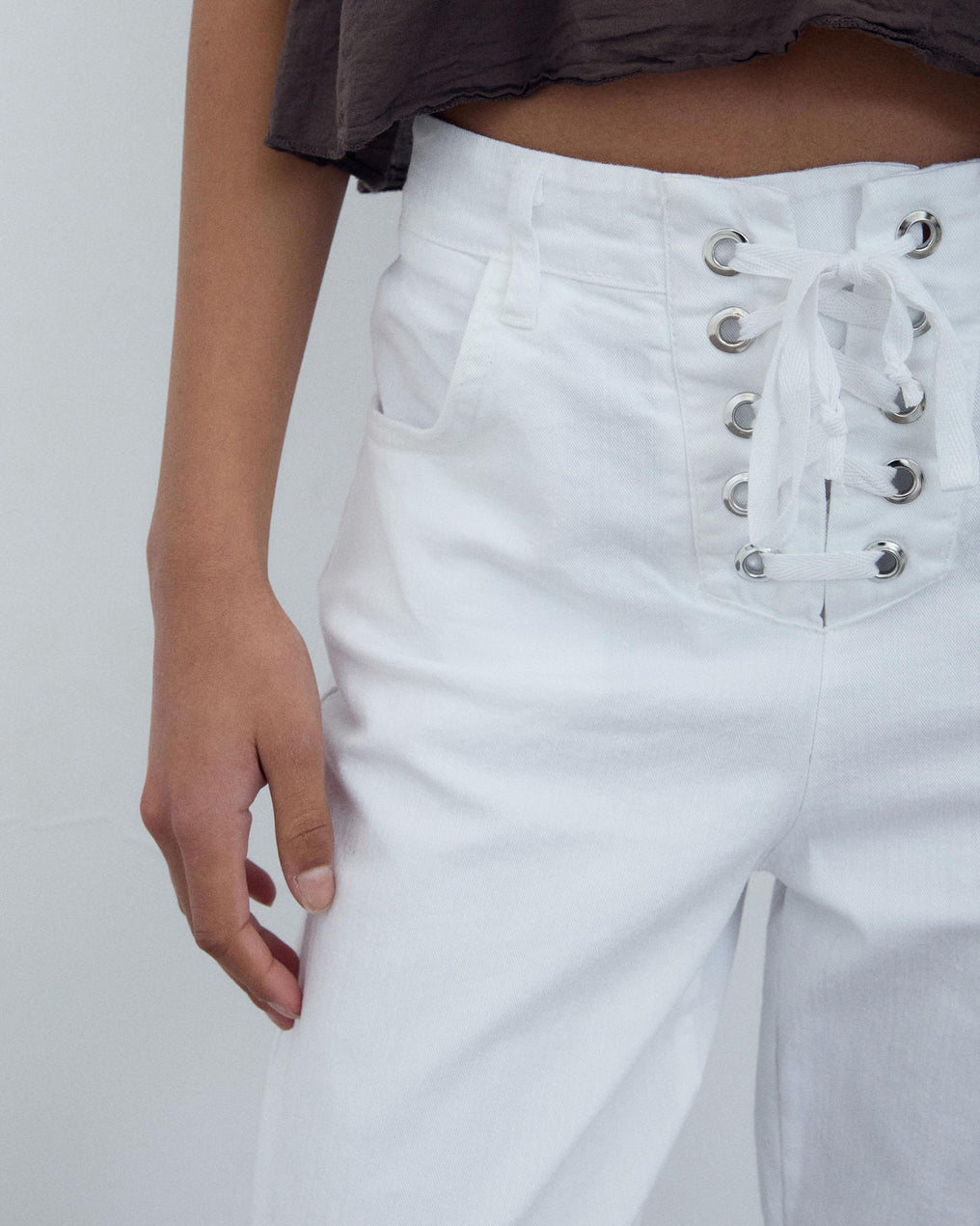 Jeans Eyelets Lazada Blanco