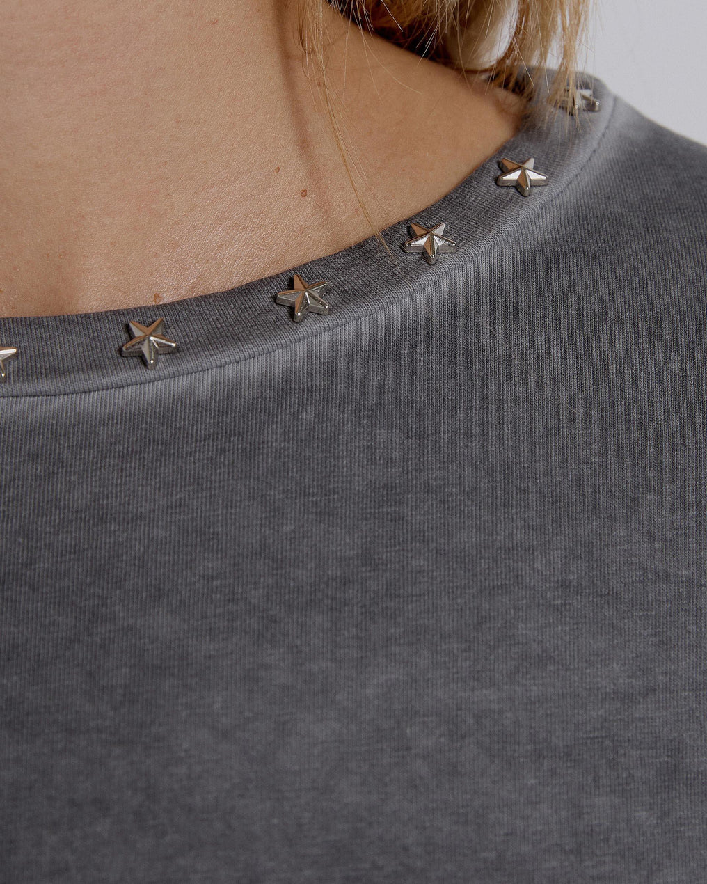 Long Sleeve T-Shirt with Studs and Stars and Anthracite Neck