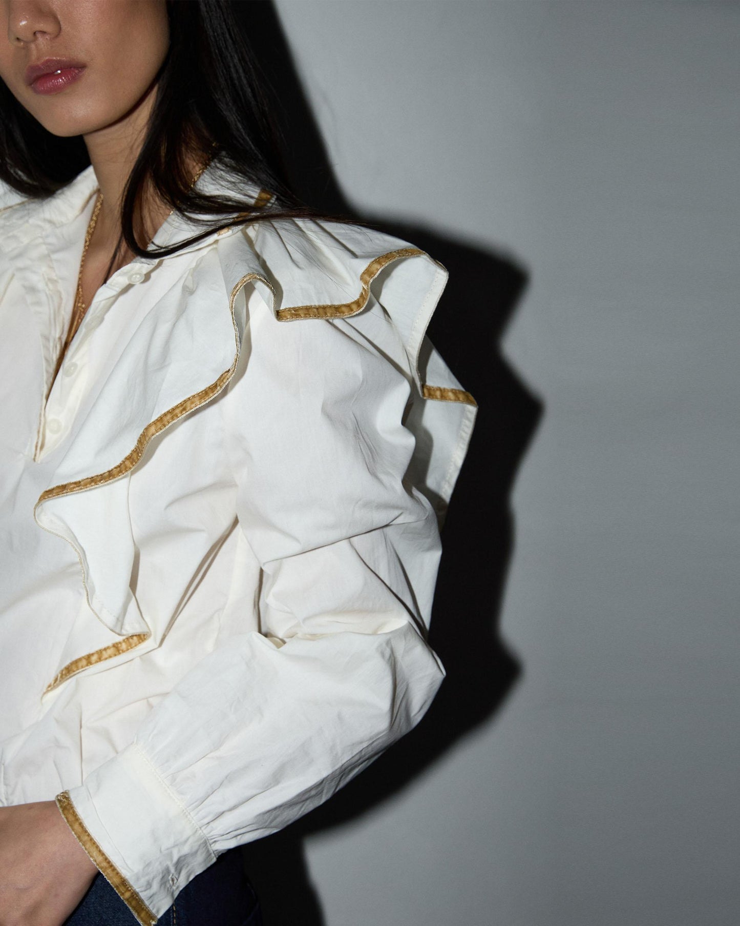 Blusa Volantes Vivo Crudo