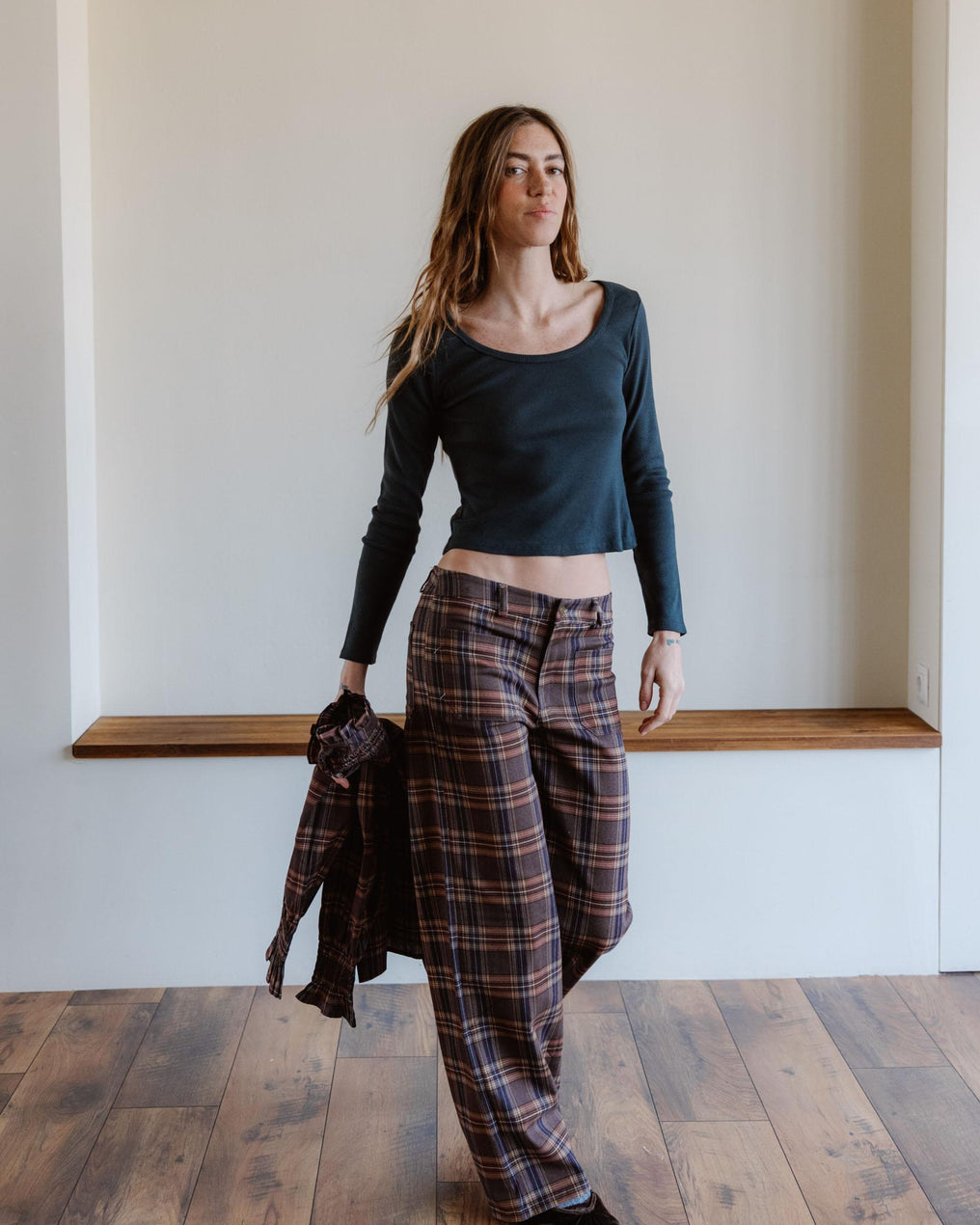 Camiseta Rib Escote Redondo Antracita