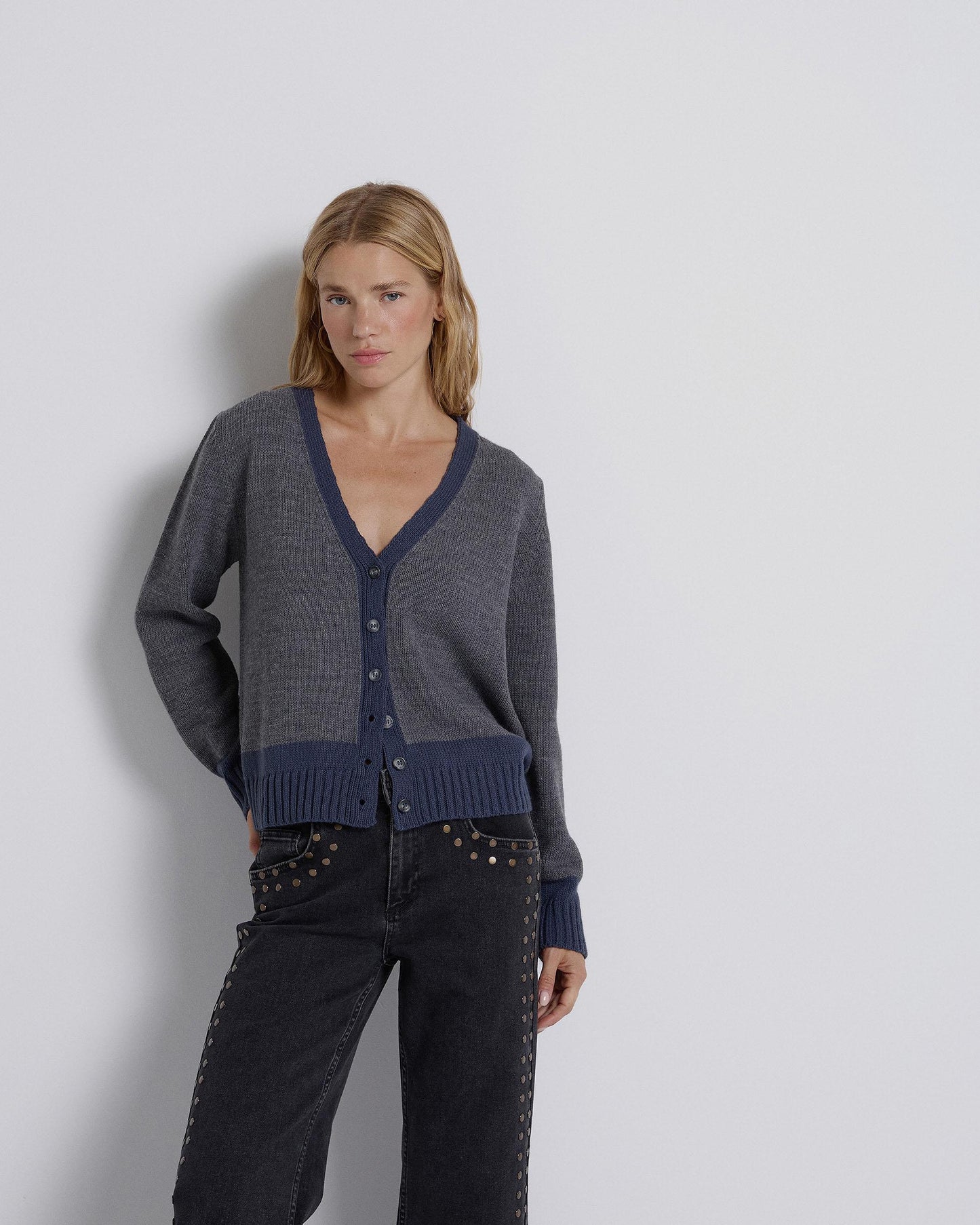 Chaqueta Punto Cuello Pico Bicolor Azul