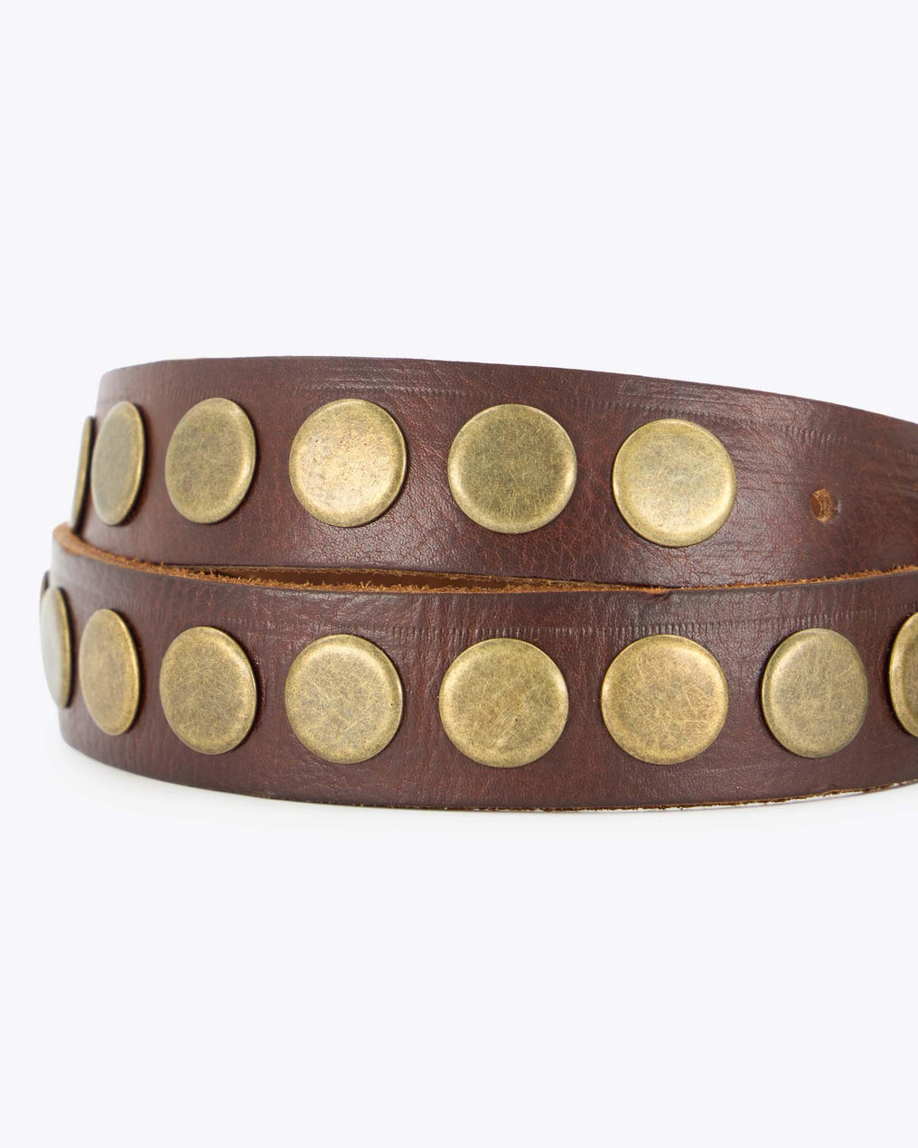 Cinturón Piel Fino Tachuelas Redondas Marrón