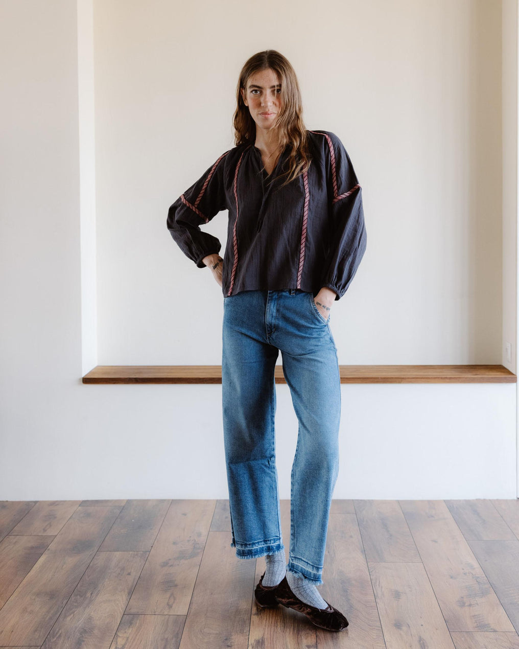 Blusa Líneas Bordadas Antracita