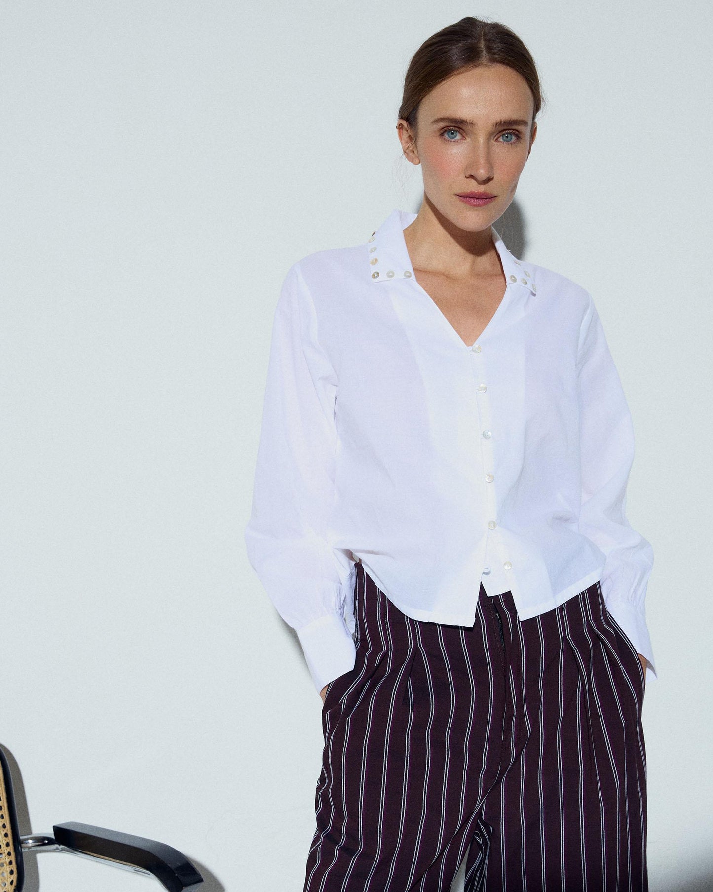 Camisa Botones Nacar Blanca