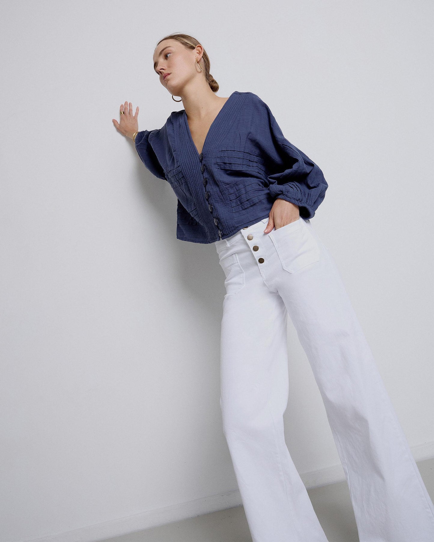 Jeans Bolsillos De Plastón Blanco