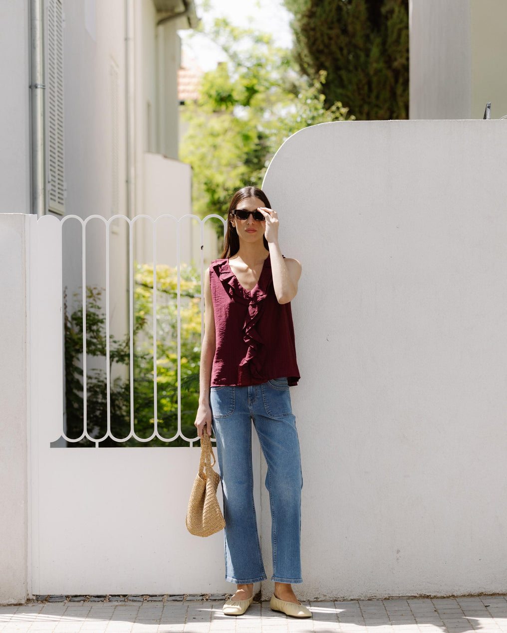 Blusa Sin Mangas Volantes Escote V Granate