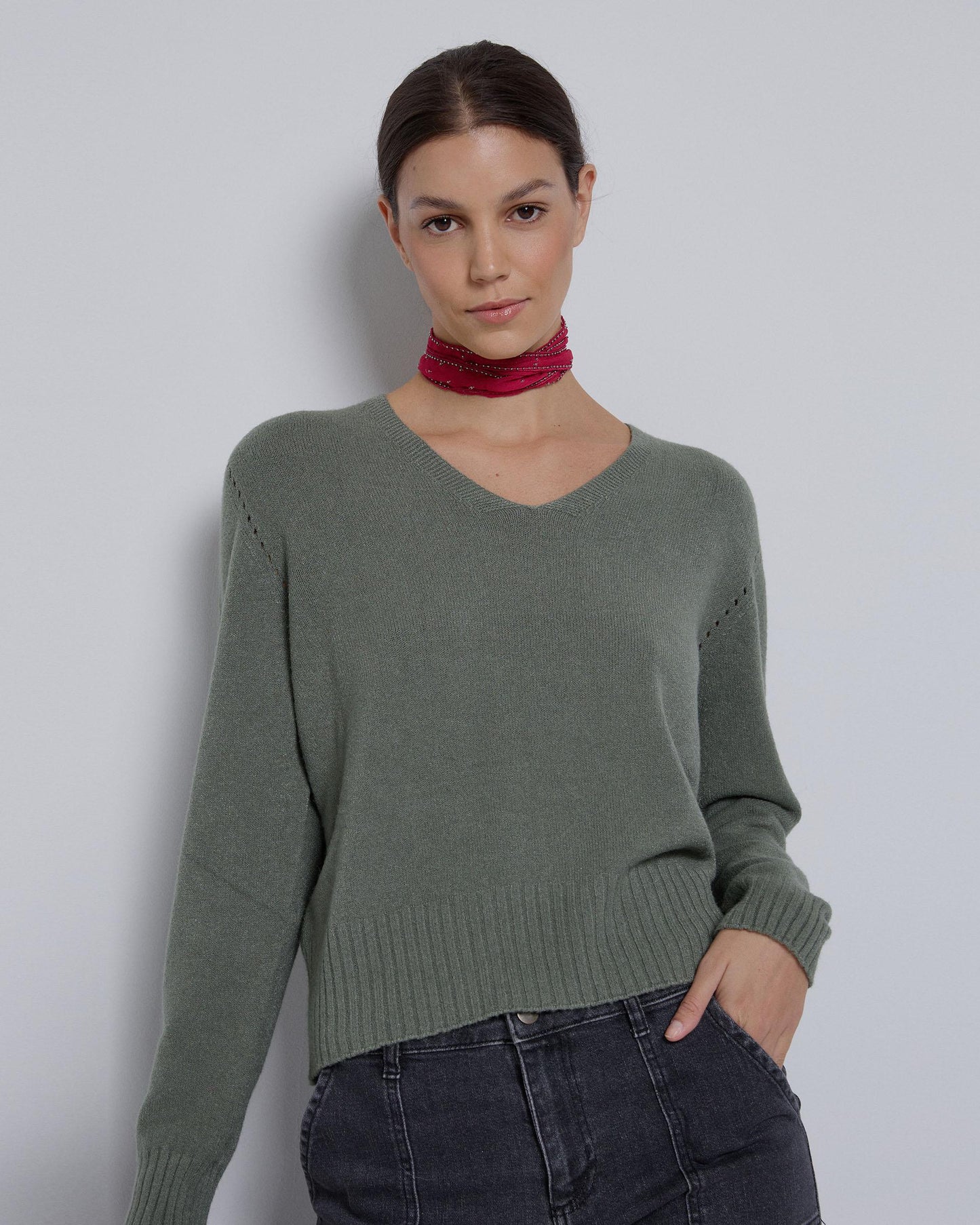 Jersey Cuello Pico Verde Oscuro