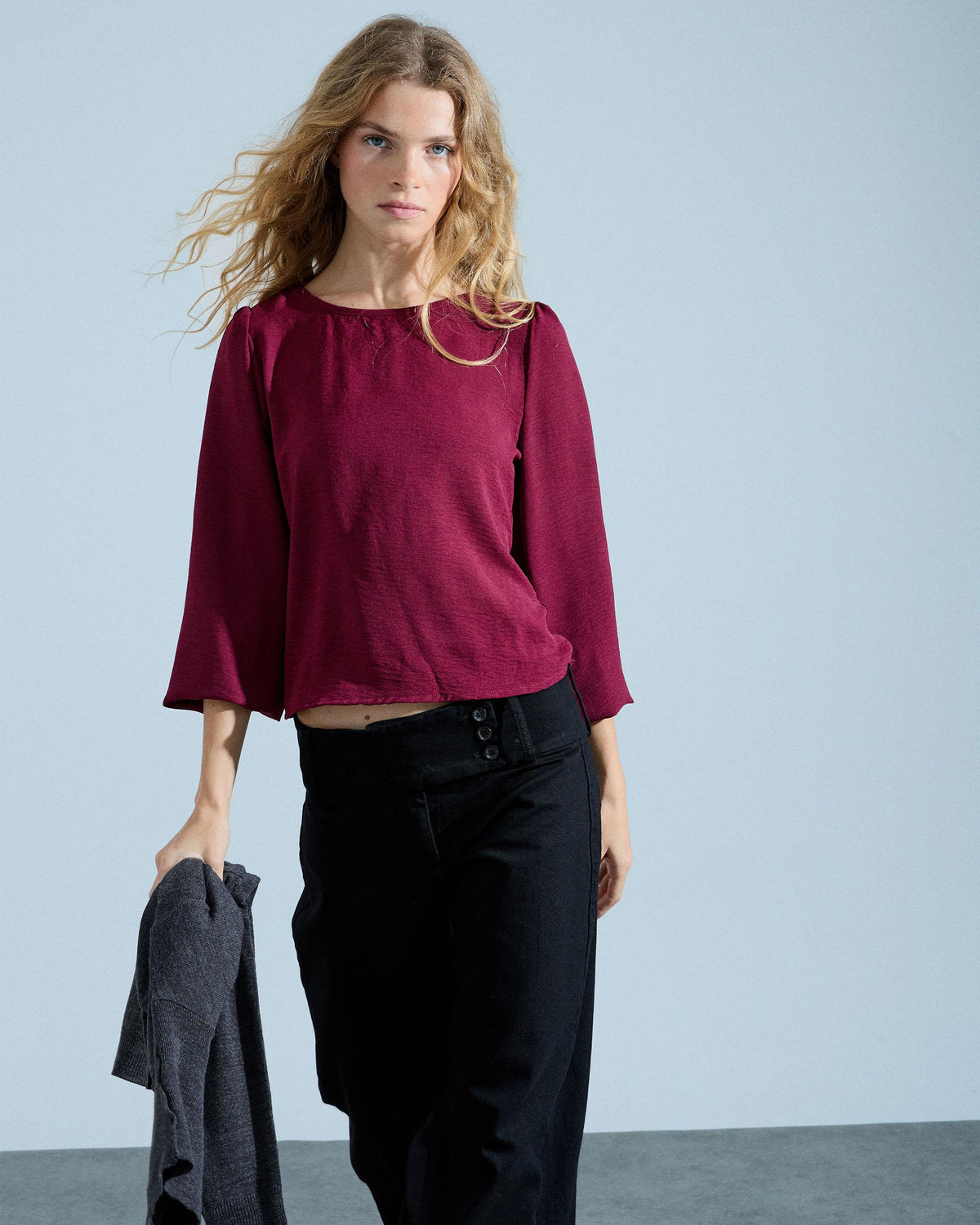 Blusa Básica Cuello Redondo Granate
