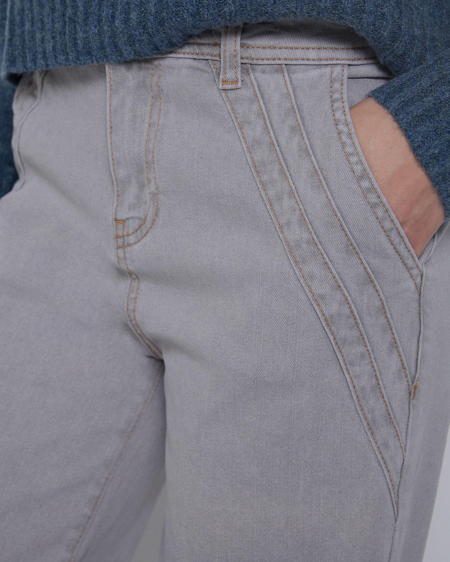 Double Pockets Gray Seam Jeans