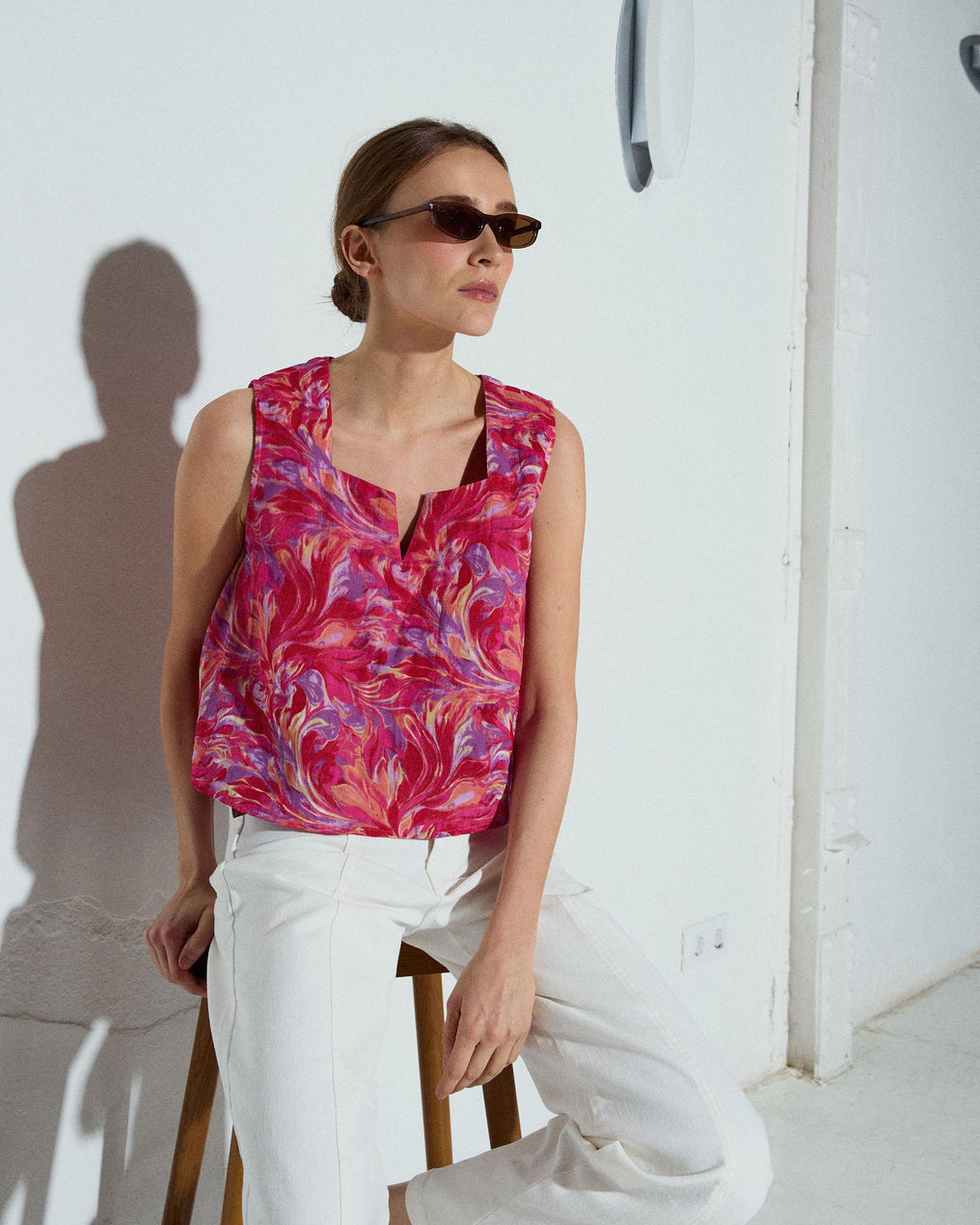 Top Botones Frunces Estampado Floral Fucsia