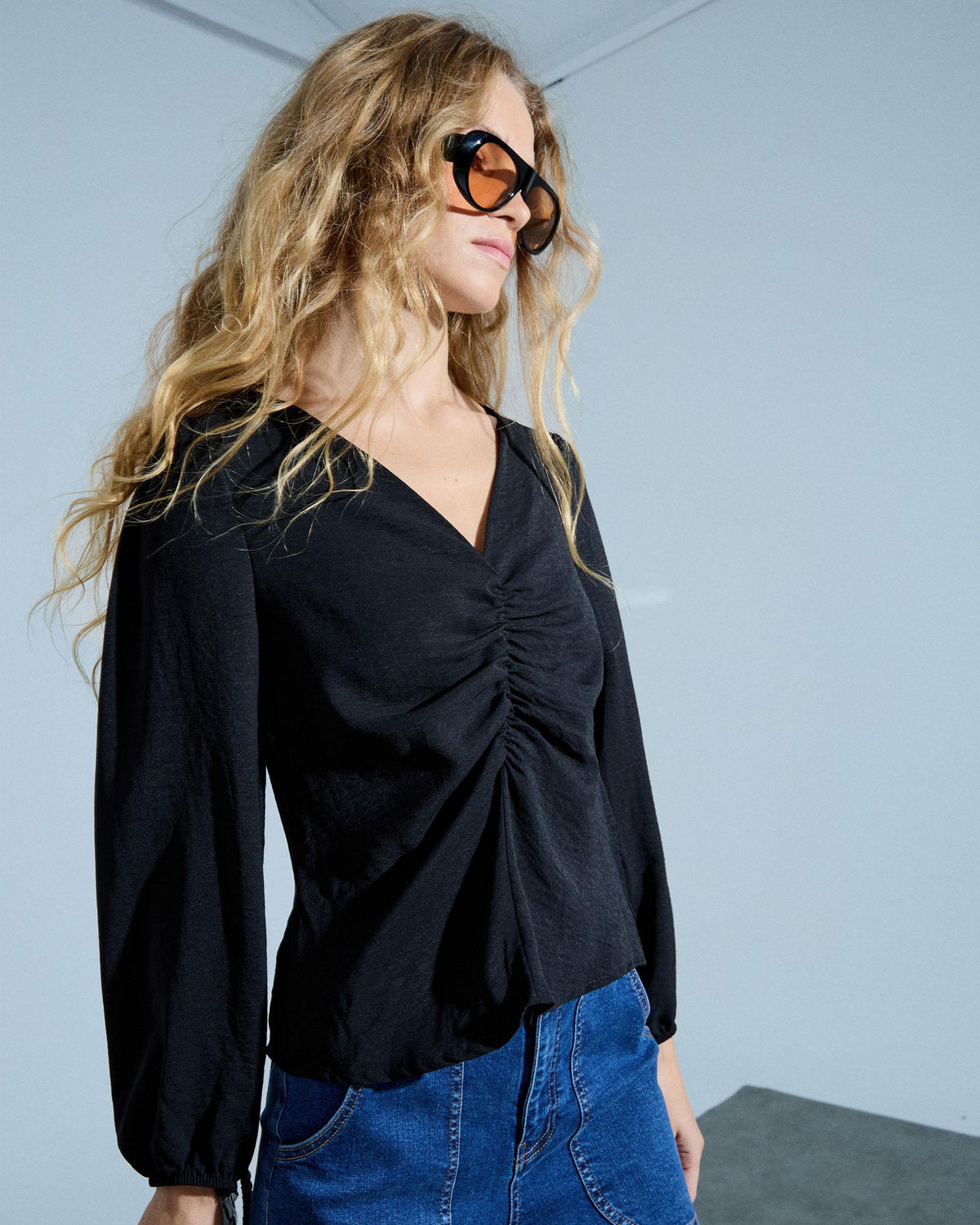 Blusa Manga Larga Frunce Negro