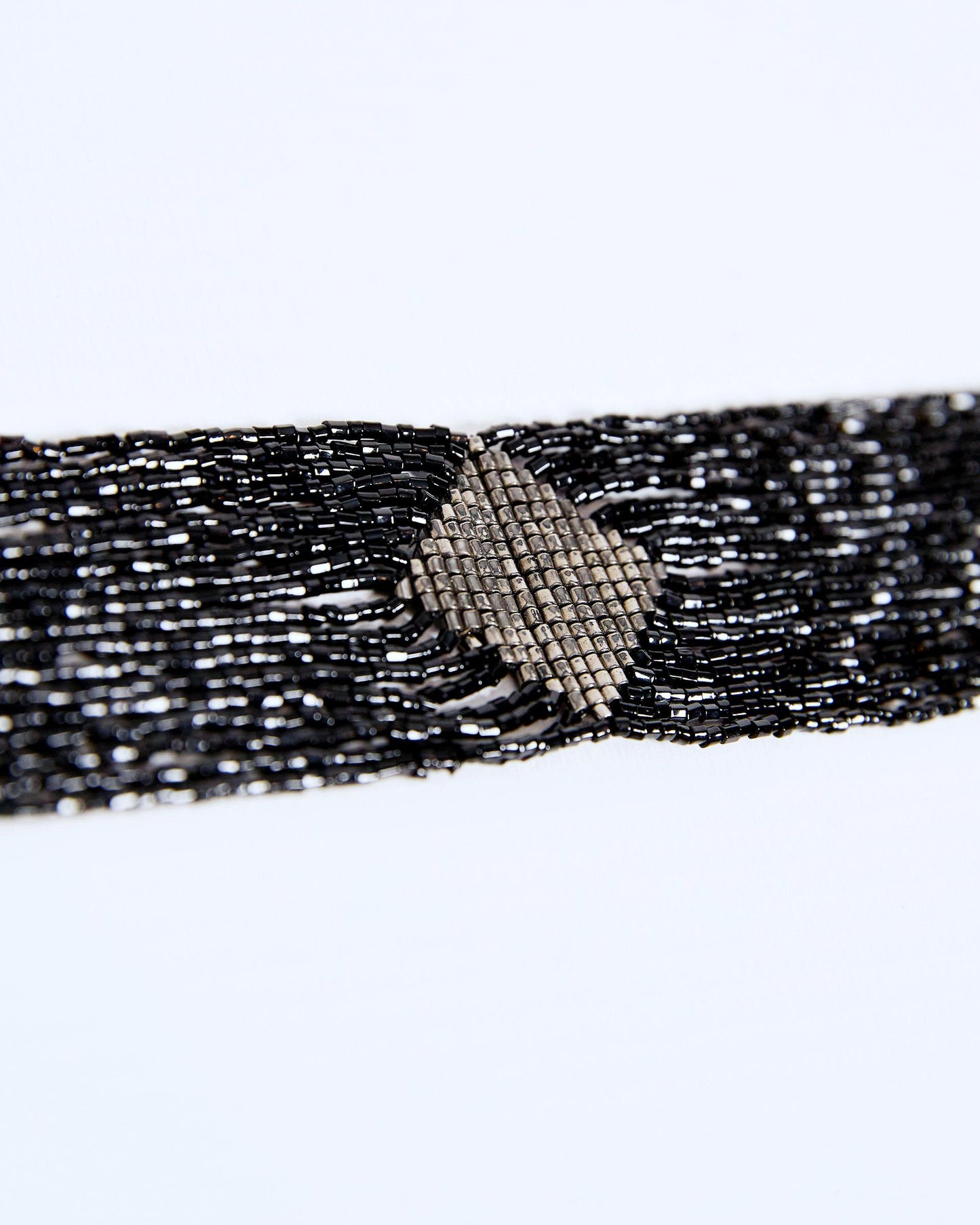 Collar Pedreria Rombos Negro