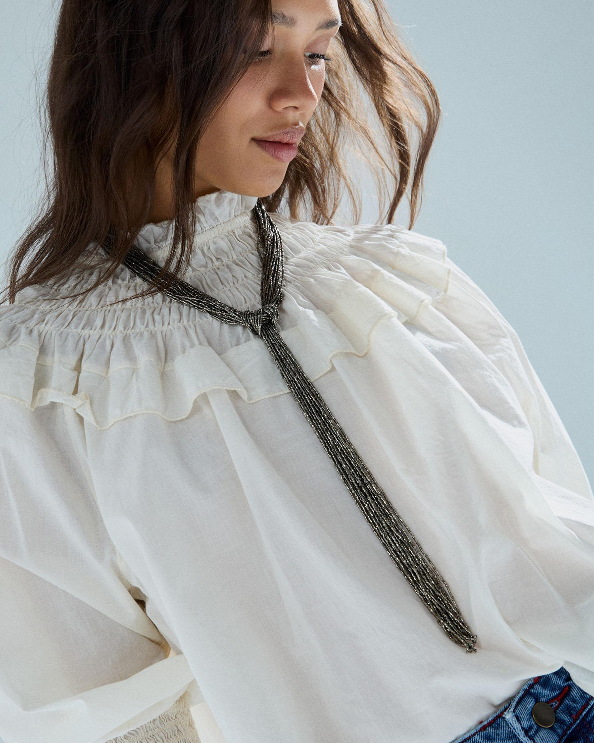 Blusa Cuello Babero Goma Blanca