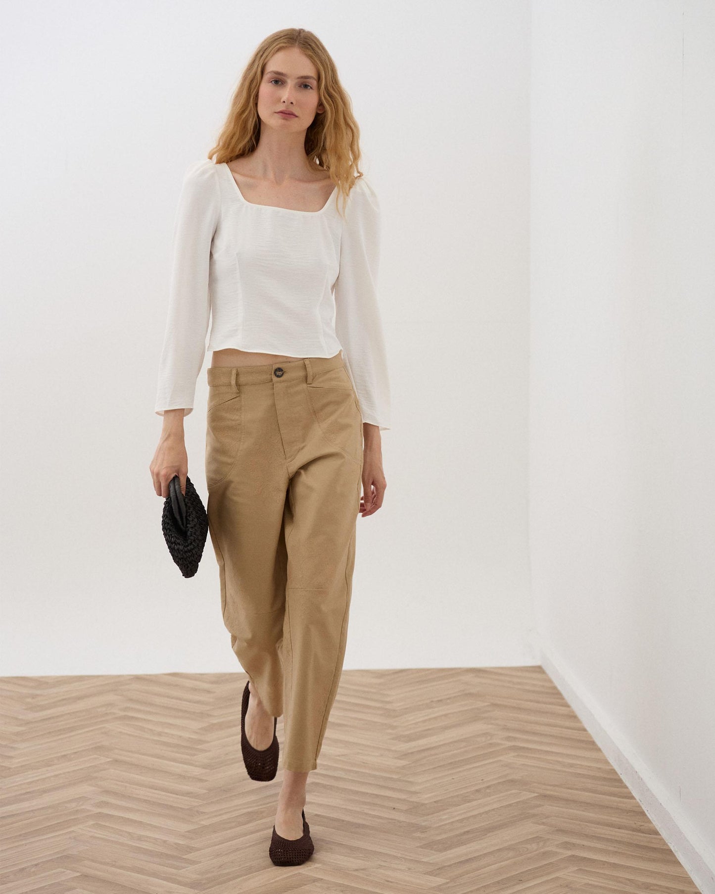 Blusa Decote Quadrado Branca