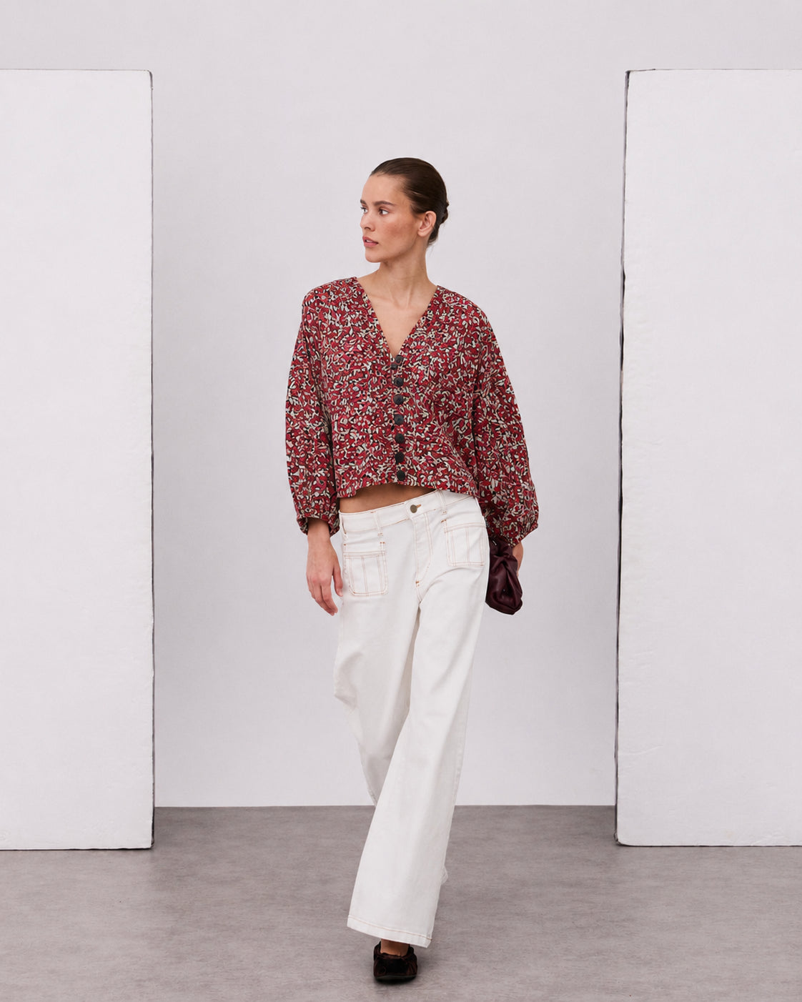 Blusa Pliegues Estampado Floral Granate