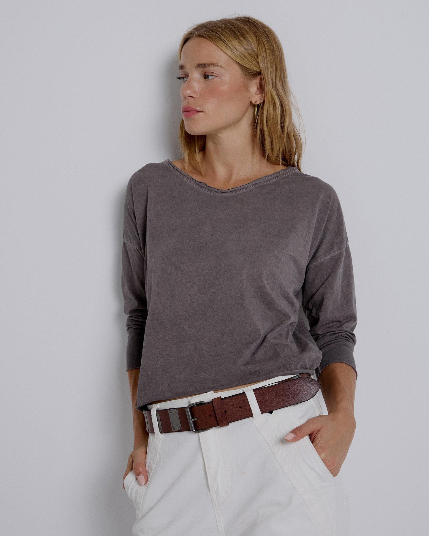 Camiseta Manga Larga Cuello Pico Marrón