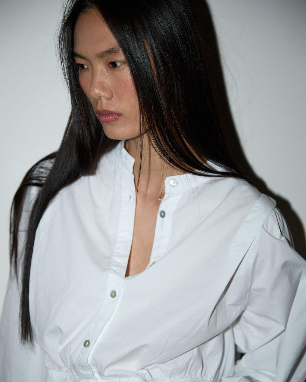 Camisa Solapa Hombros Blanca